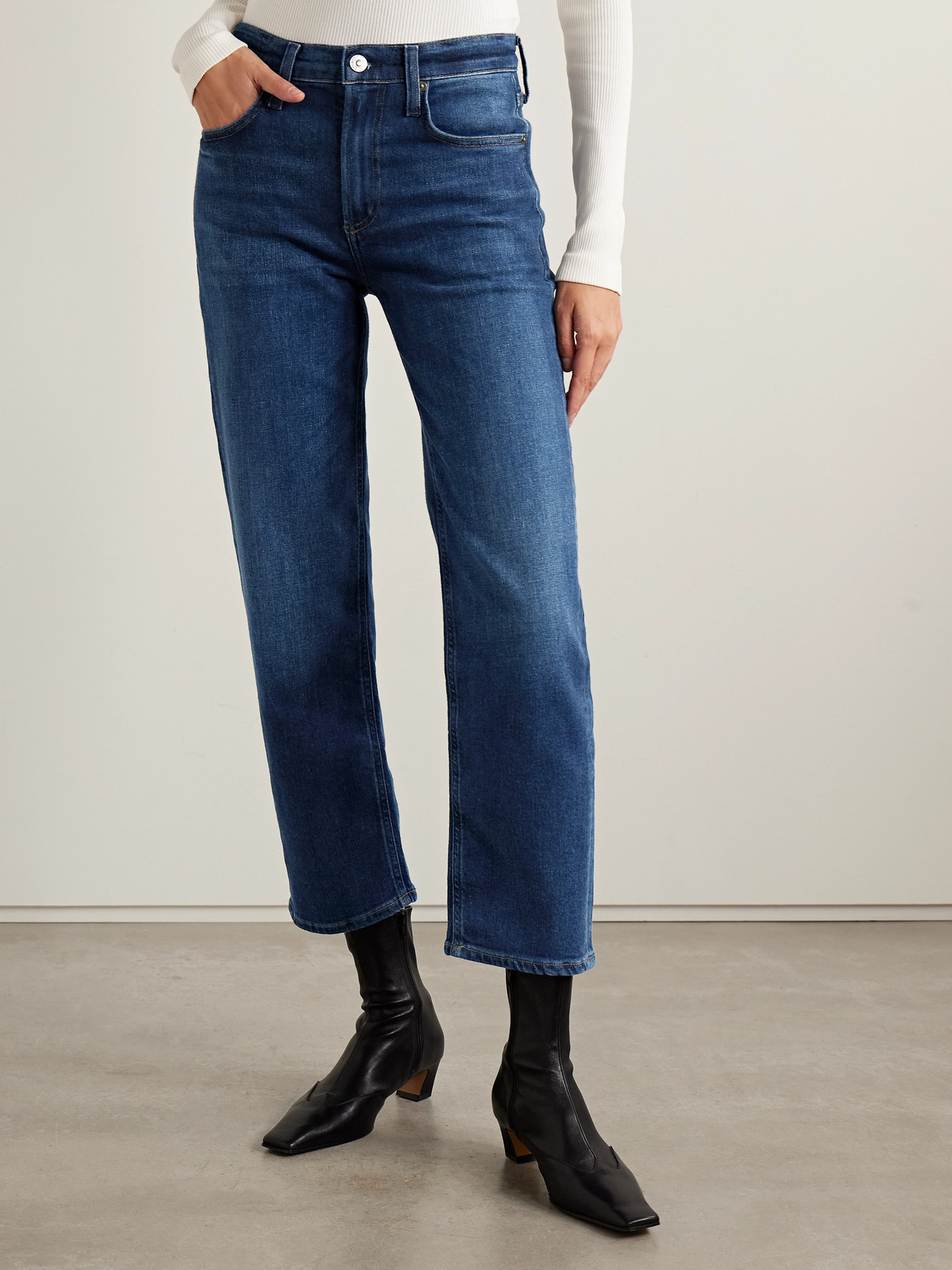 Citizen Of Humanity Delfina Mid-rise Barrel-leg Jeans In Blue