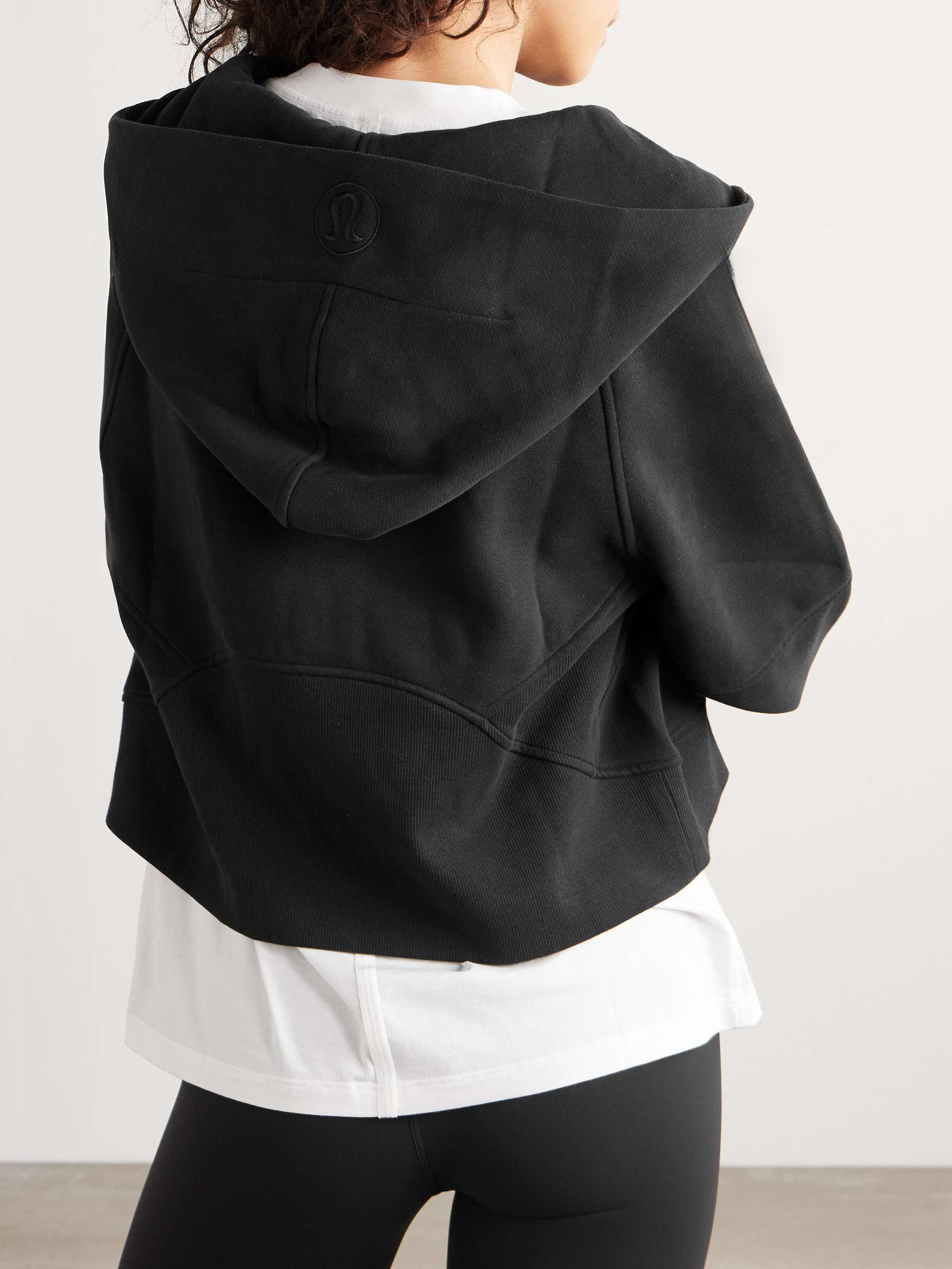 LULULEMON 