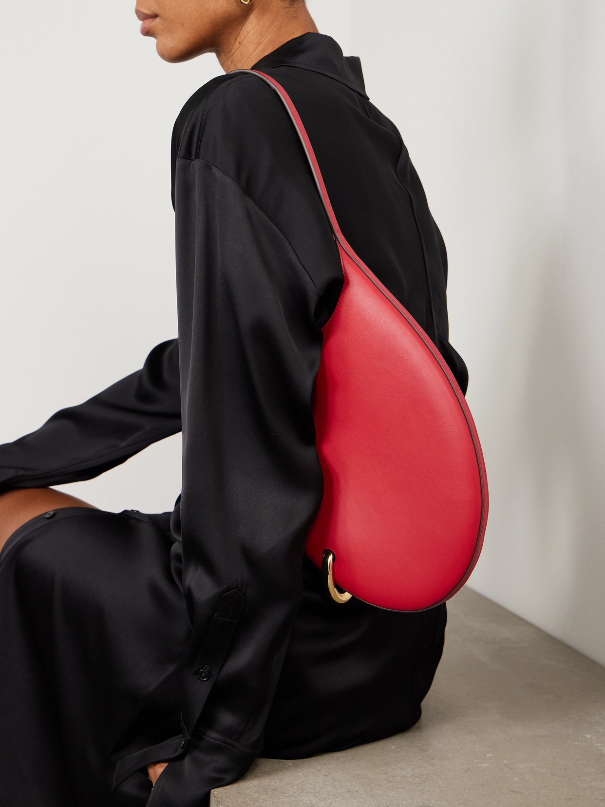 Tory Burch Pierced Small Embellished Leather Tote Bag In Red