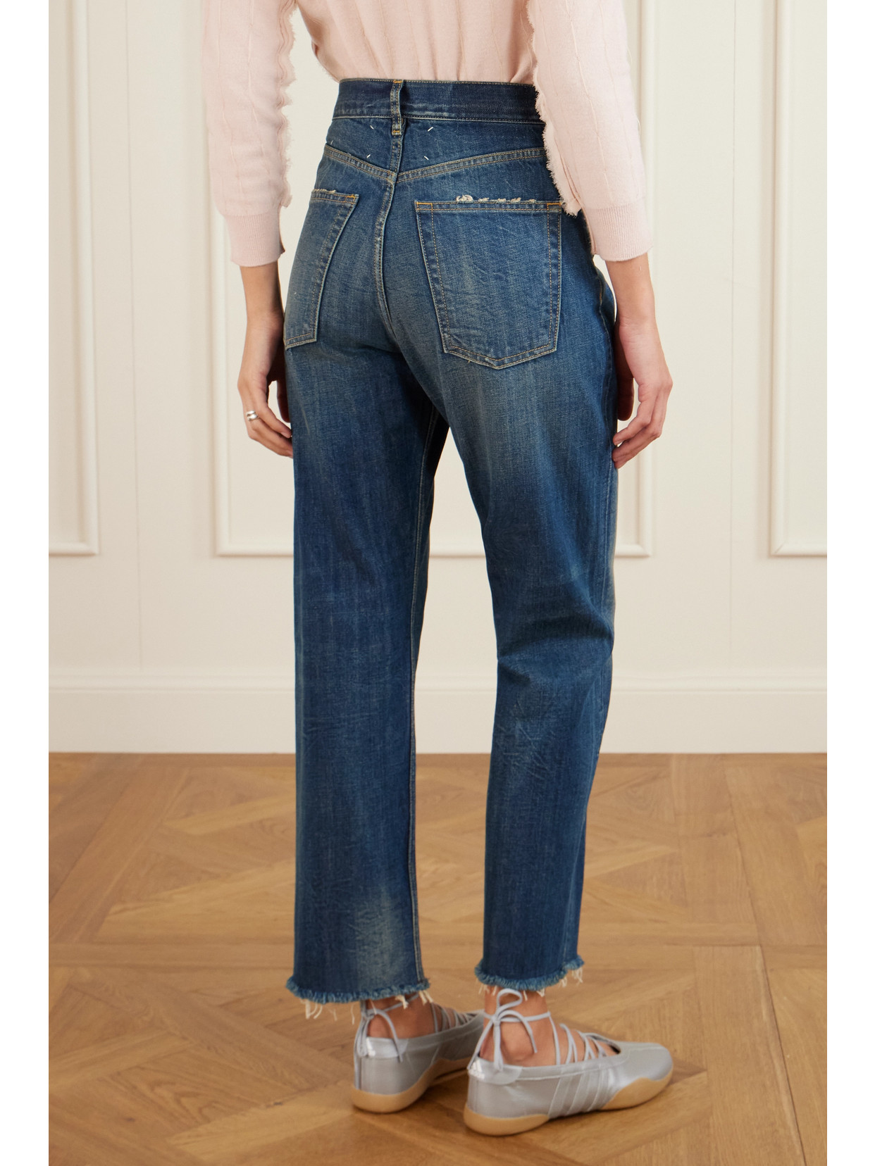 Frayed Distressed Straight-Leg Jeans