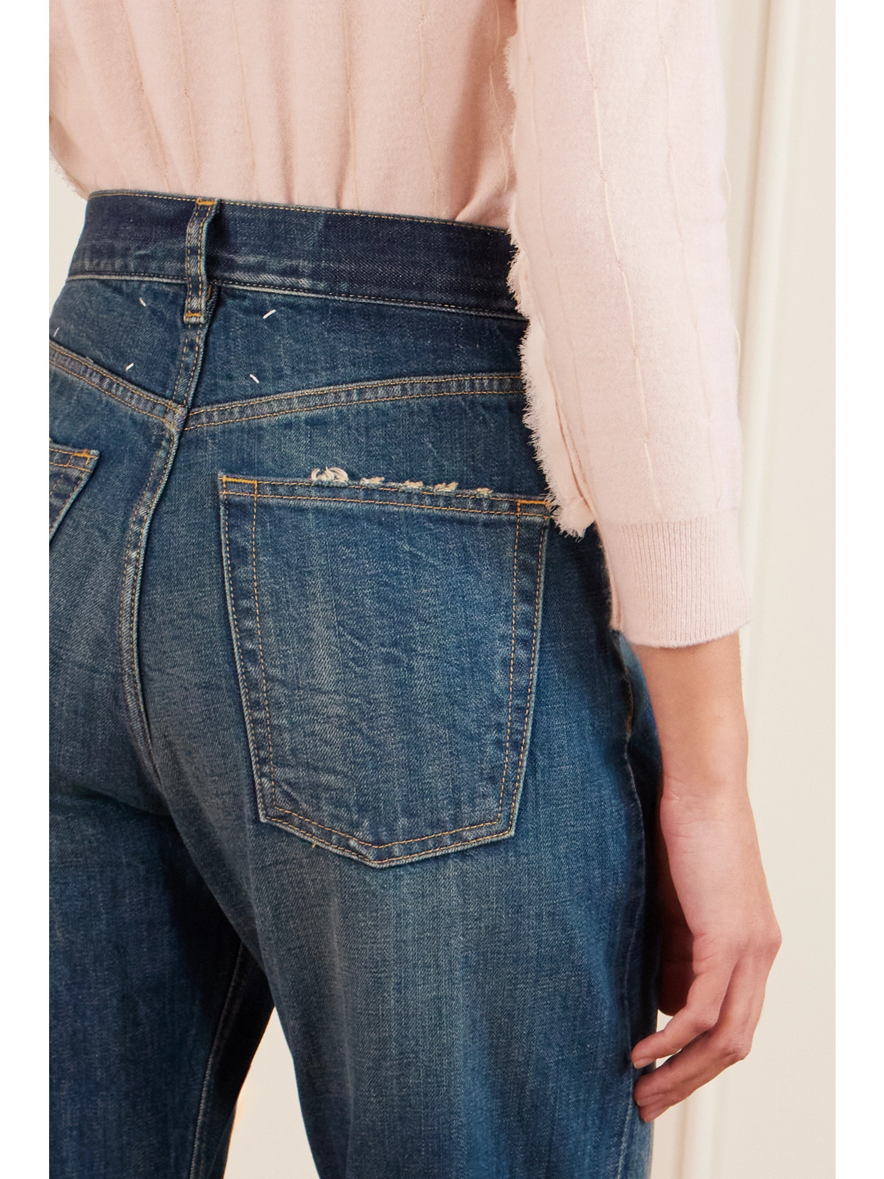 Frayed Distressed Straight-Leg Jeans