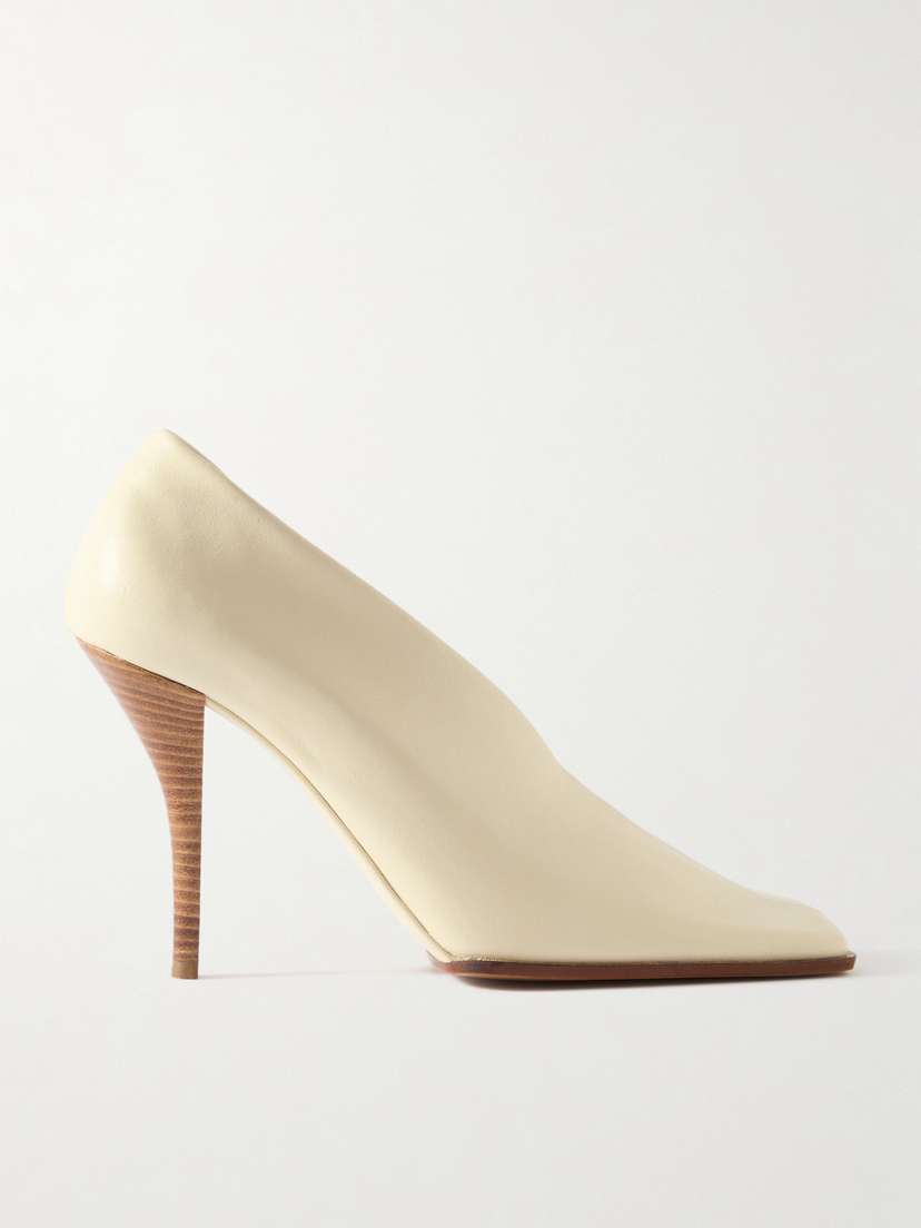 Alaïa 90 Leather Pumps