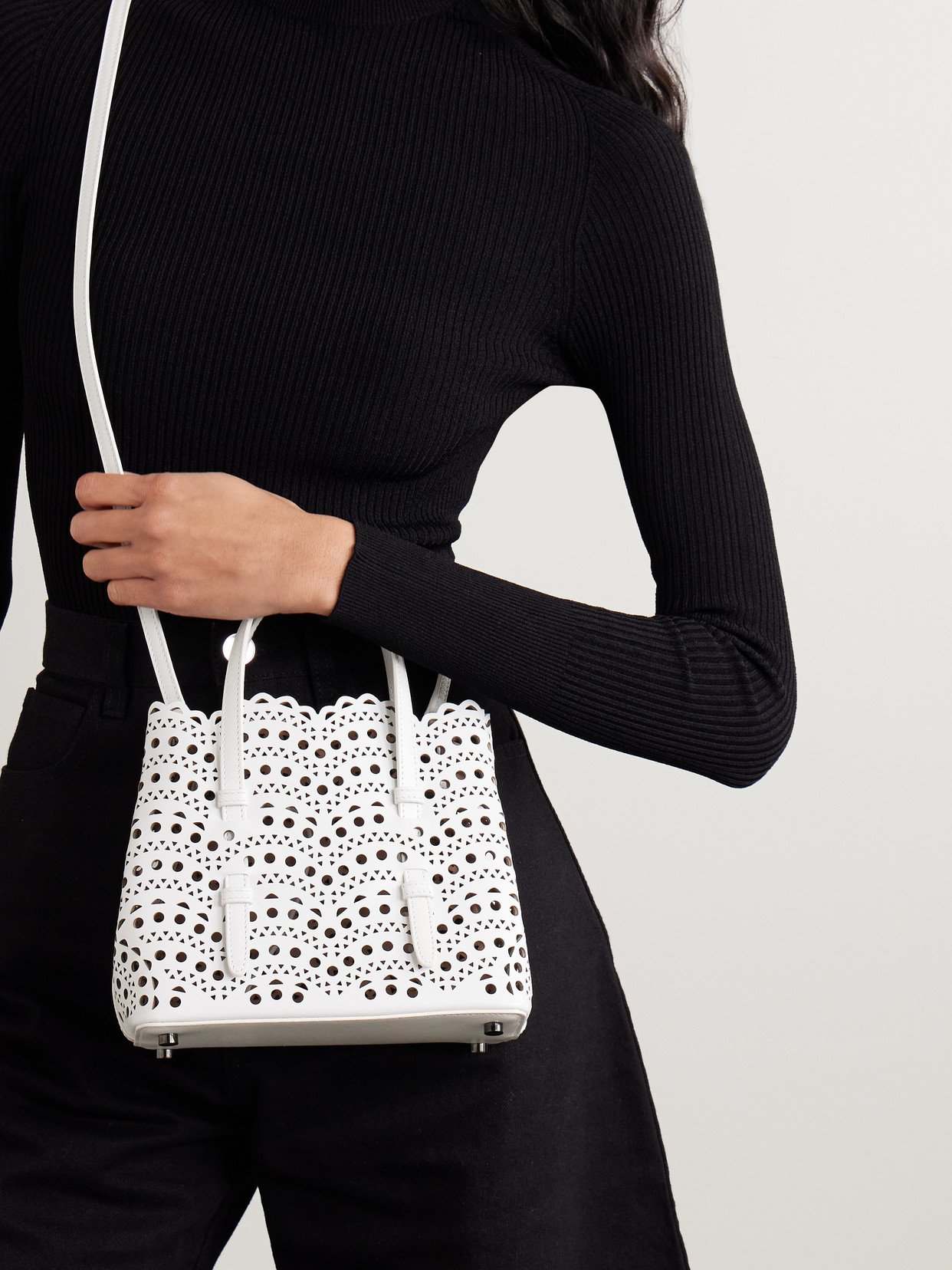 Alaïa Mina 20 Laser-cut Leather Tote In Multi
