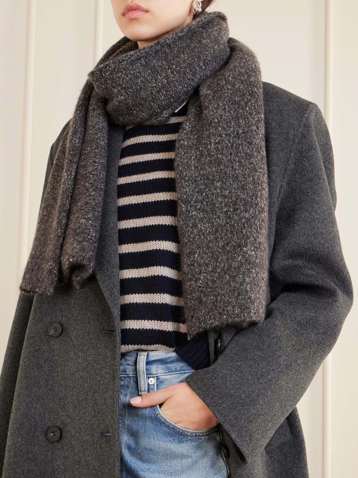 Johnstons Of Elgin Brushed Cashmere And Silk-blend Scarf In Brown