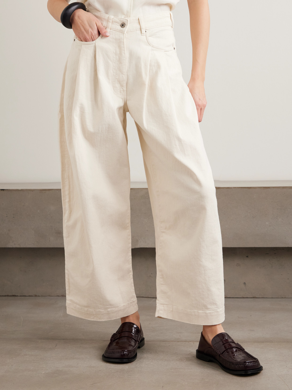 S. S. Daley - Ivy Pleated Cropped Mid-Rise Barrel-Leg Jeans