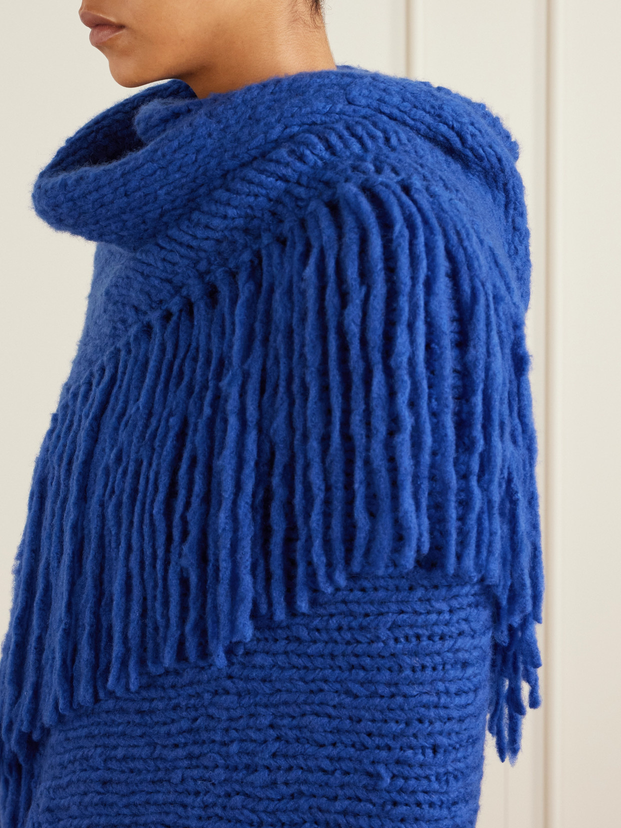 Gabriela Hearst Fringed Cashmere Wrap In Blue