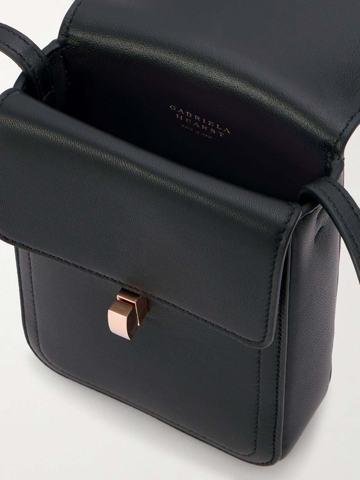 Gabriela Hearst Leather Phone Pouch In Black