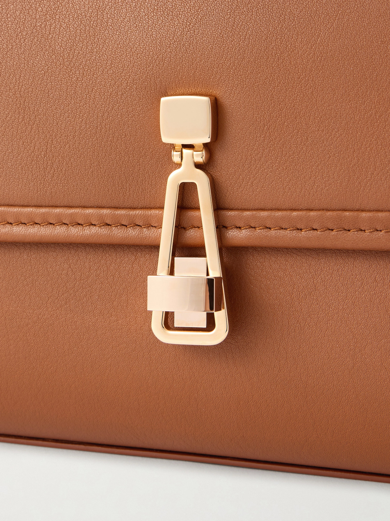 Leonora Medium Leather Tote