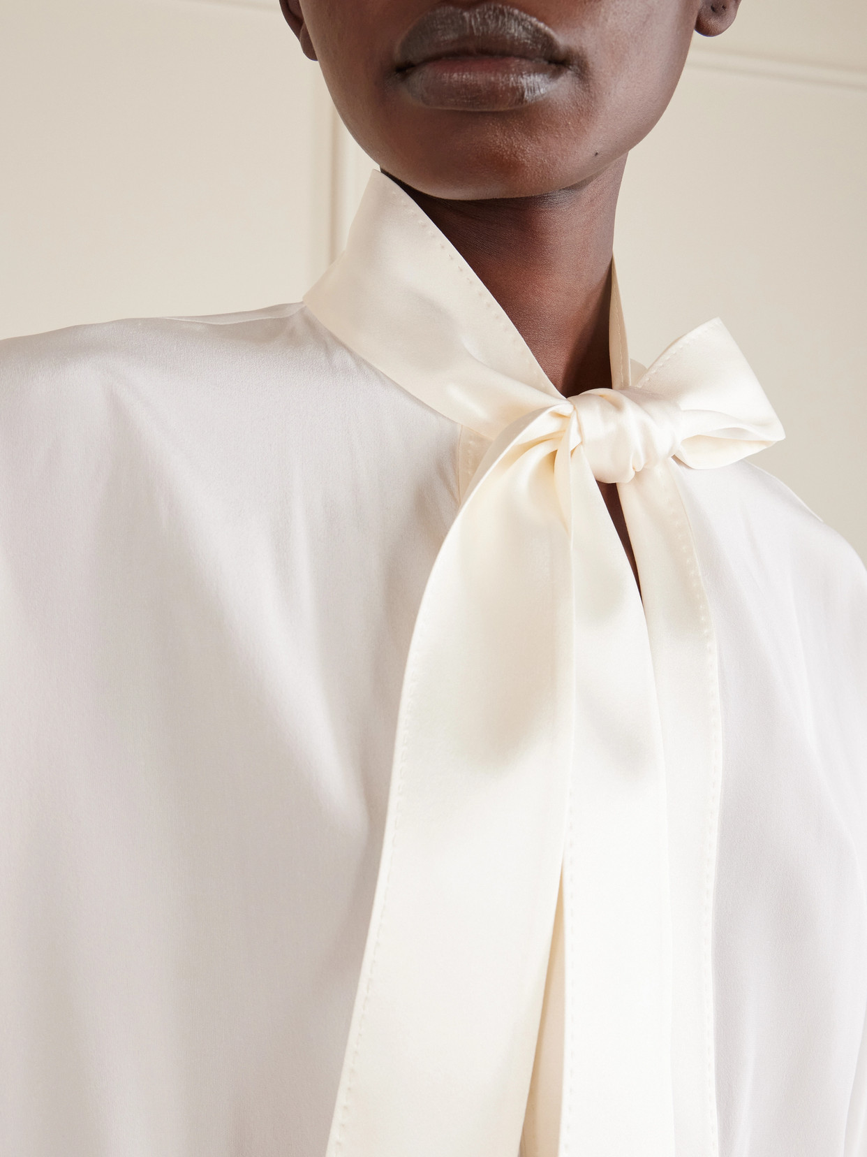 Pussy-Bow Satin-Trimmed Silk Crepe De Chine Blouse