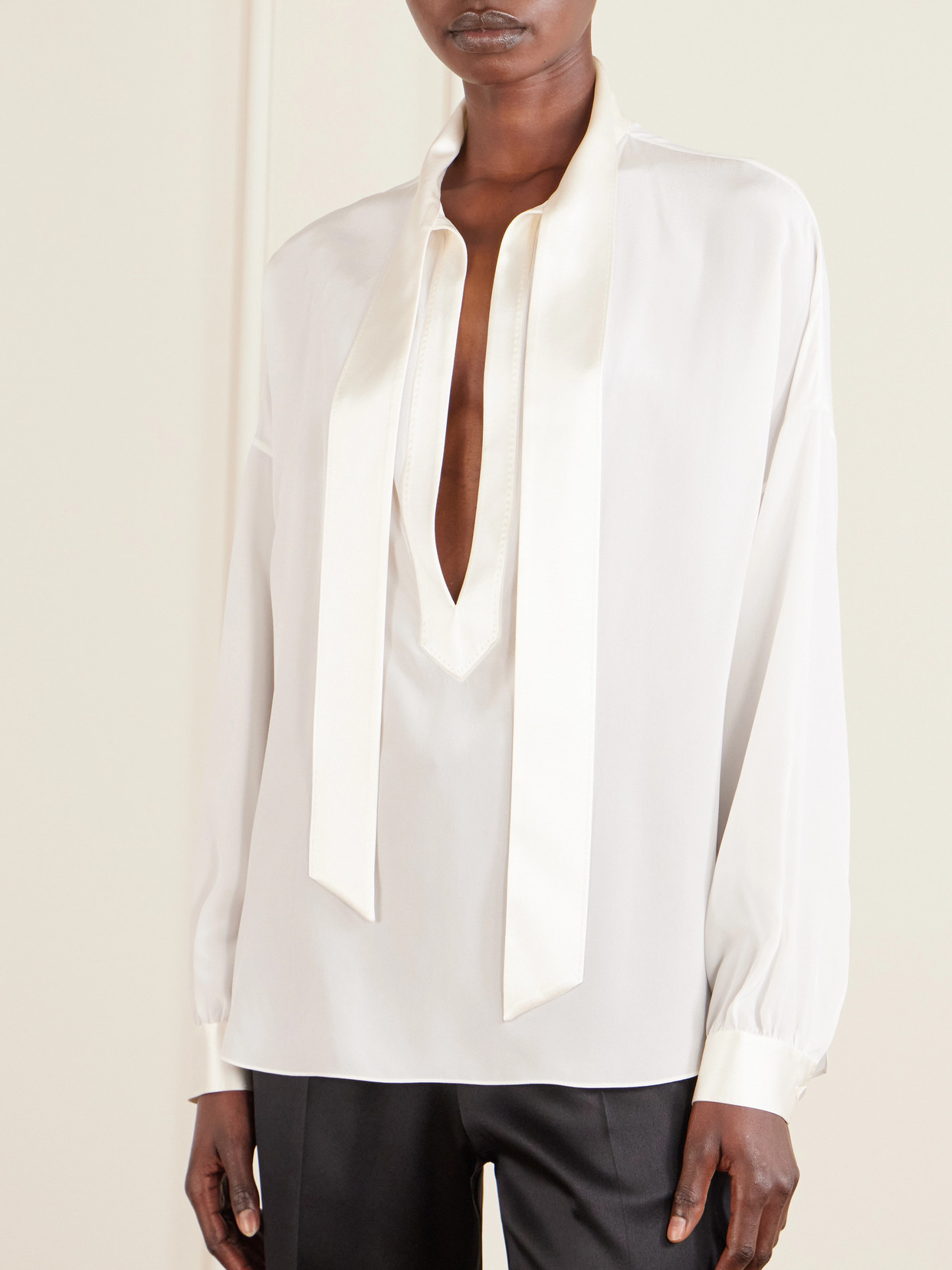 Pussy-Bow Satin-Trimmed Silk Crepe De Chine Blouse