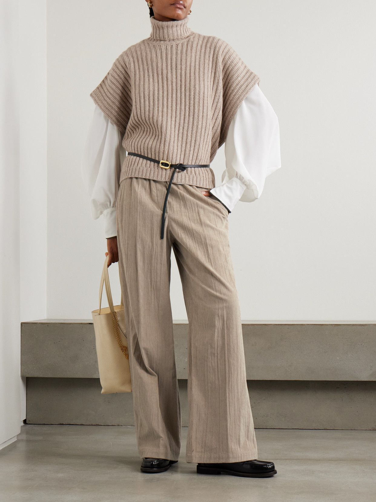 Brunello Cucinelli Women Beige Openwork Rib Cashmere Feather Turtleneck Sweater In Neutral