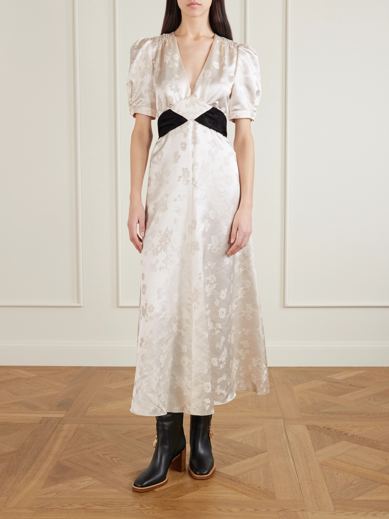 Gabriela Hearst Larkin Belted Floral-jacquard Silk-satin Maxi Dress In White