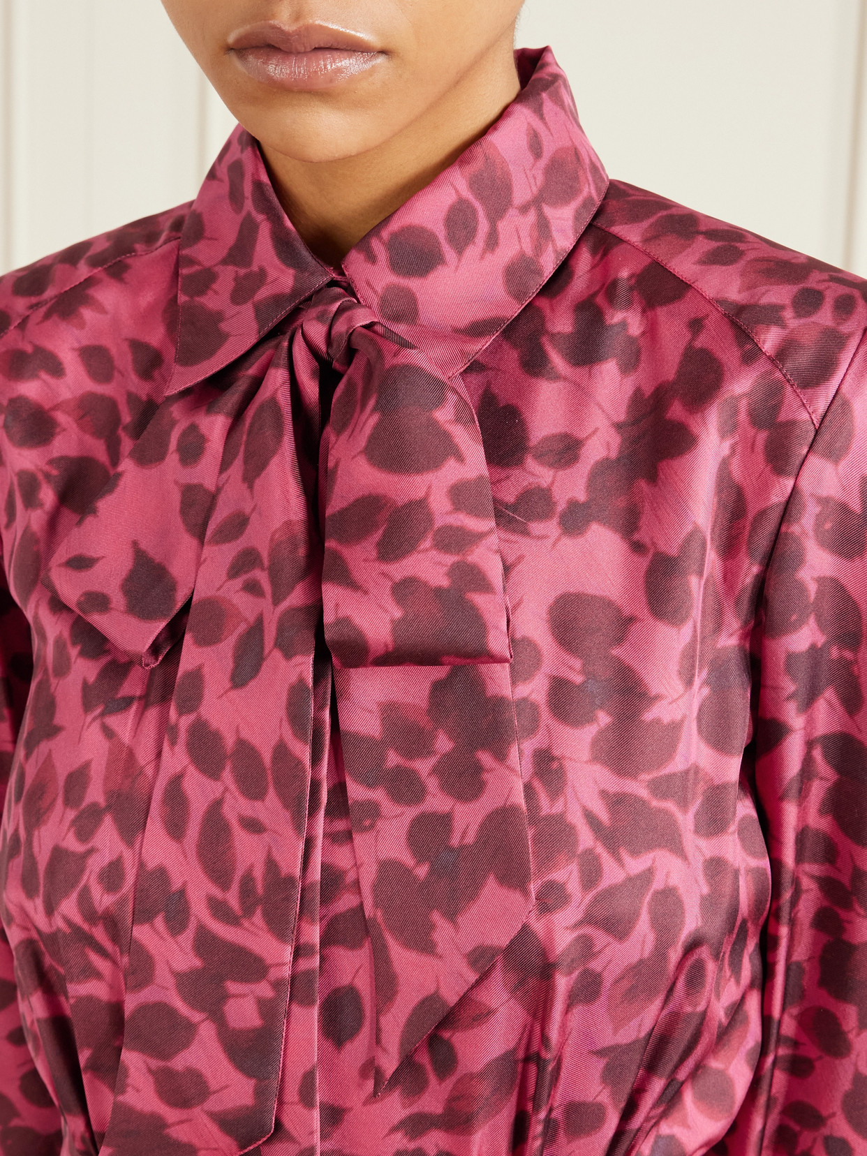 Gabriela Hearst Phelan Pussy-bow Printed Silk-twill Midi Dress In Pink