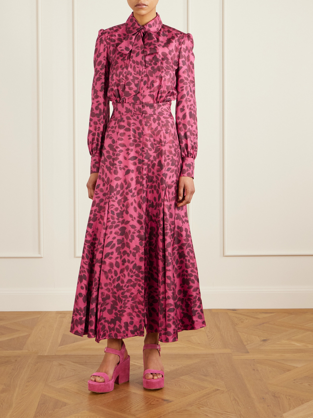 Gabriela Hearst Phelan Pussy-bow Printed Silk-twill Midi Dress In Pink