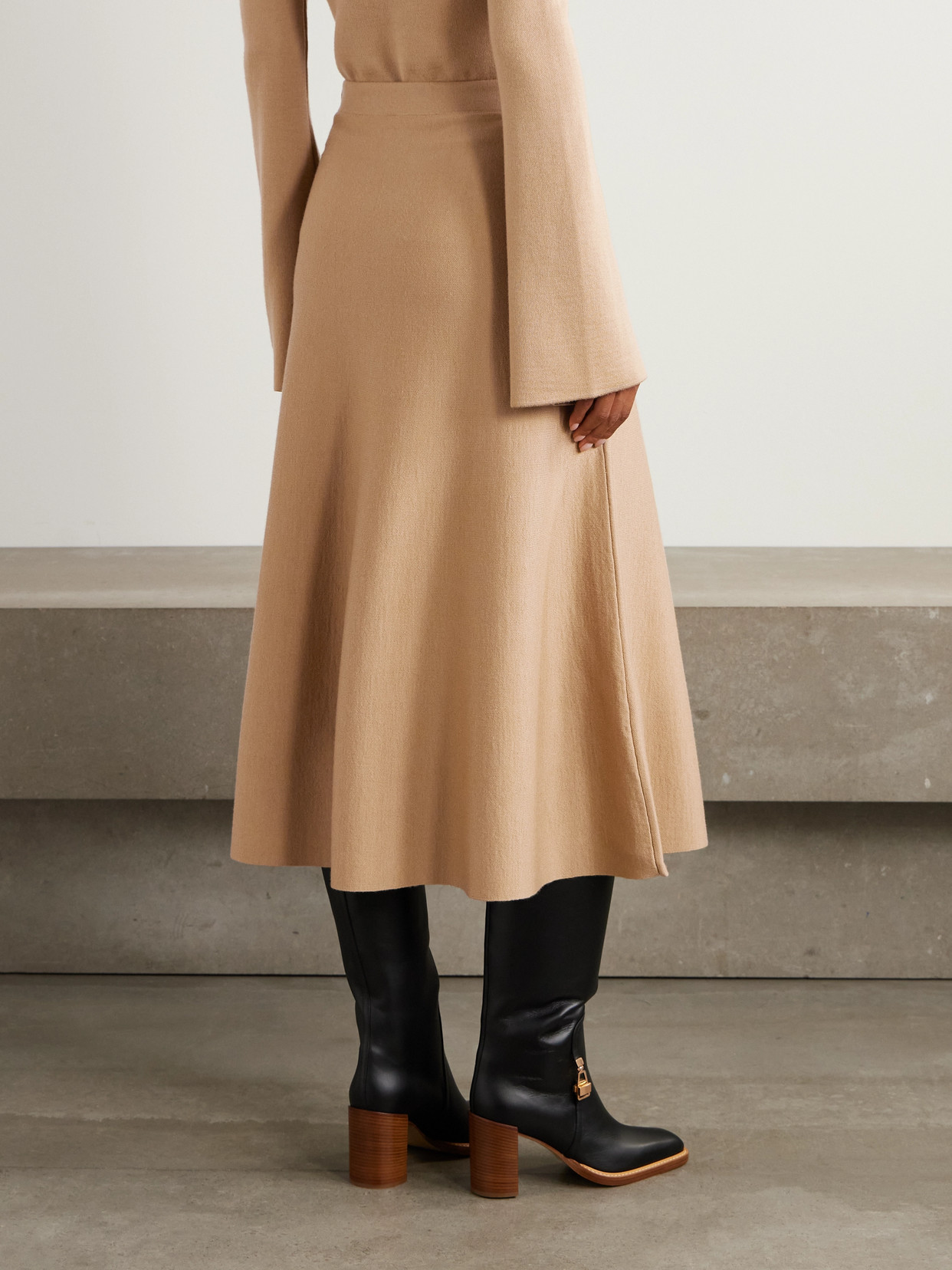 Gabriela Hearst Freddie Wool, Silk And Cashmere-blend Midi Skirt In Neutral