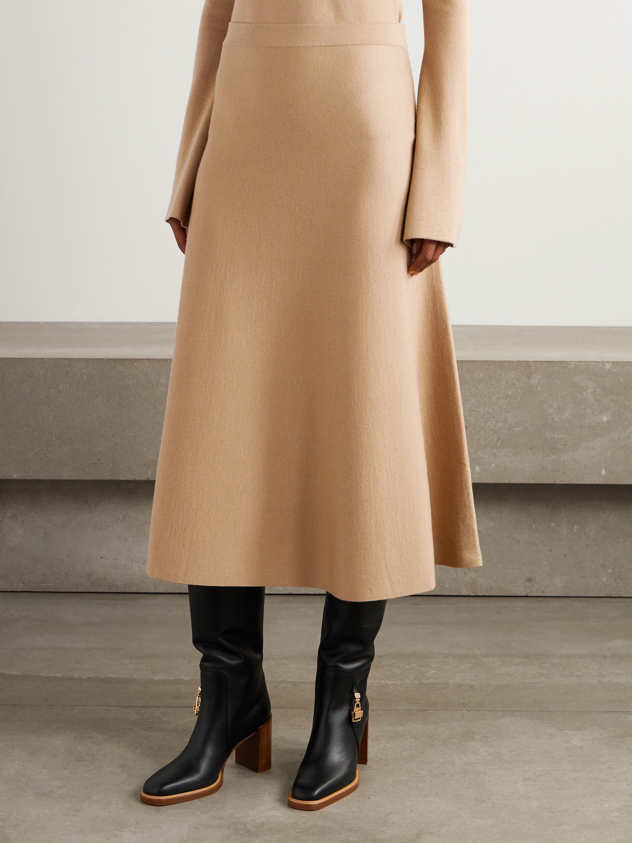 Gabriela Hearst Freddie Wool, Silk And Cashmere-blend Midi Skirt In Neutral