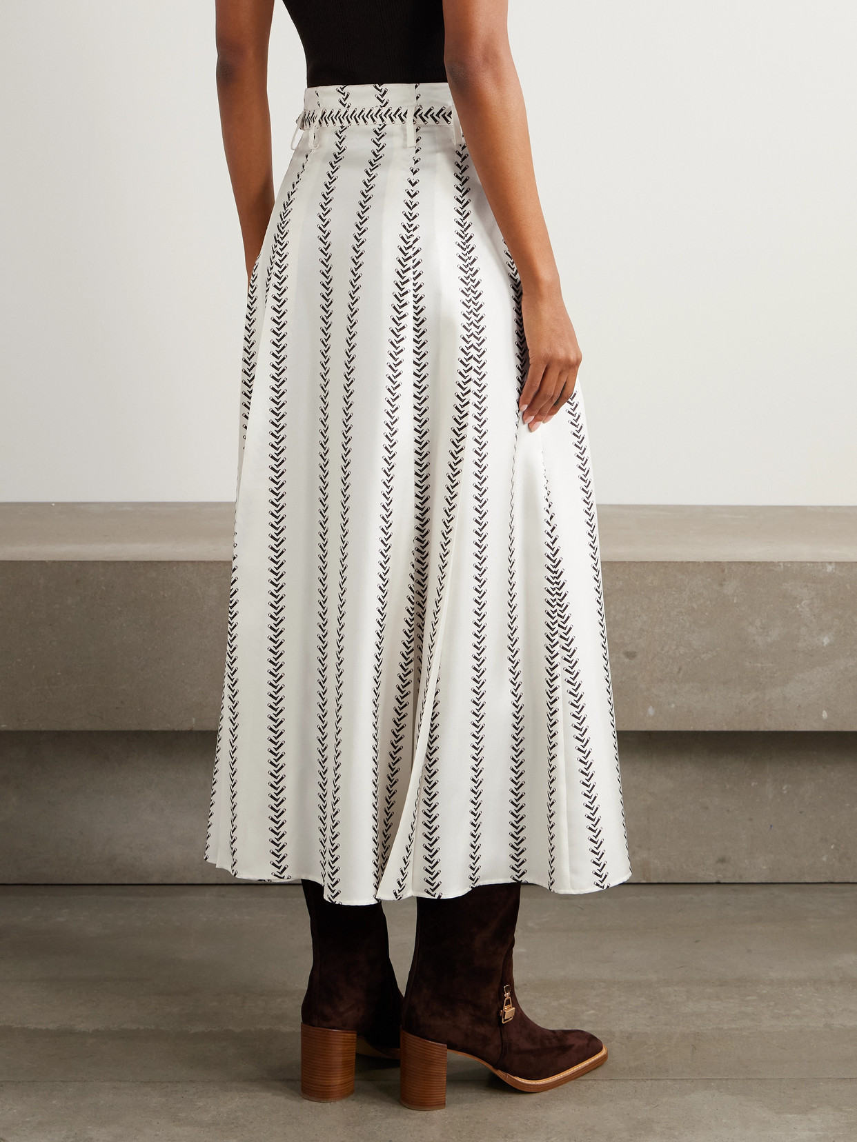 Gabriela Hearst Dugald Belted Pleated Printed Silk Midi Skirt In White