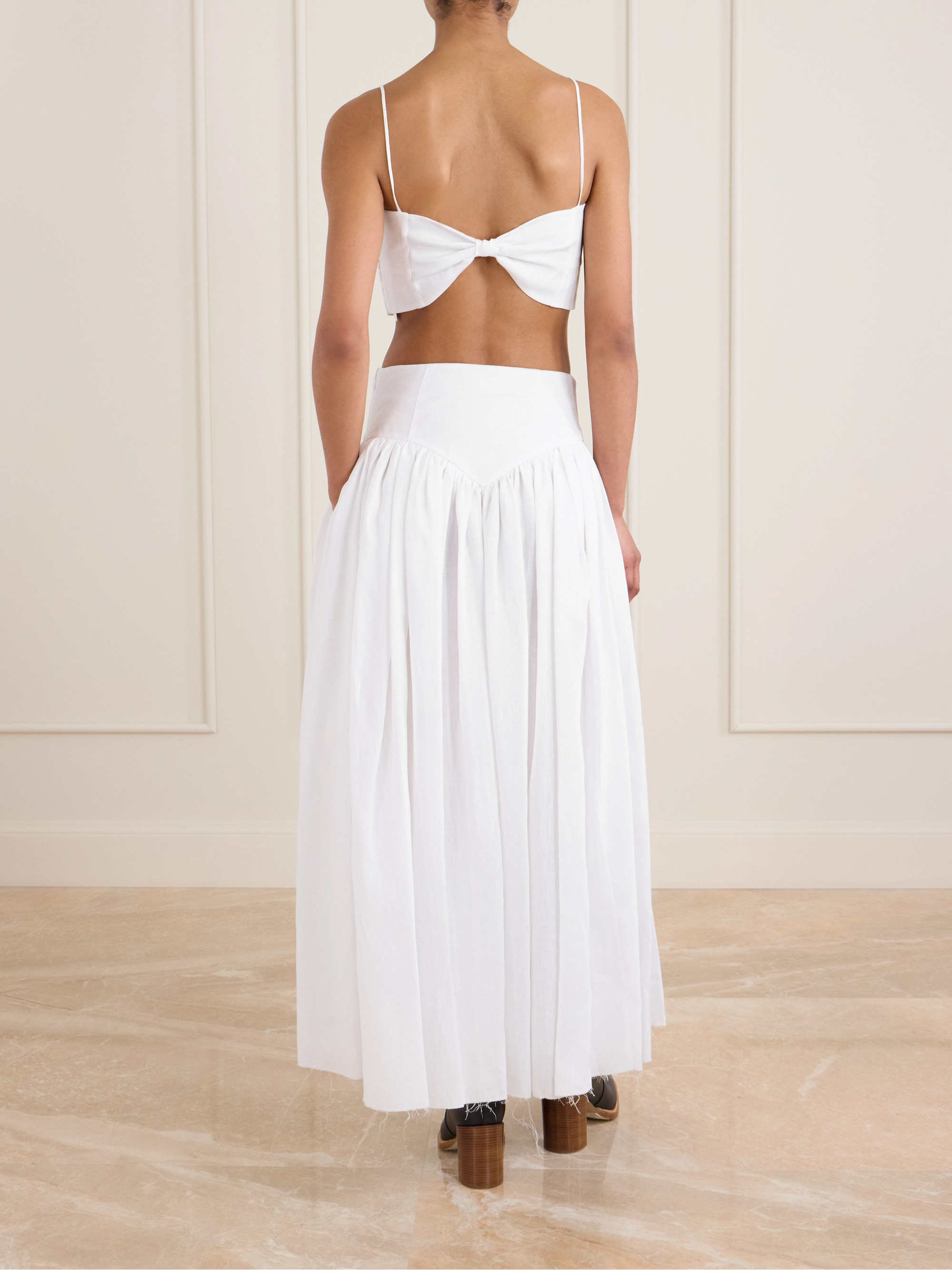 Gabriela Hearst Blazie cropped linen top thumbnail