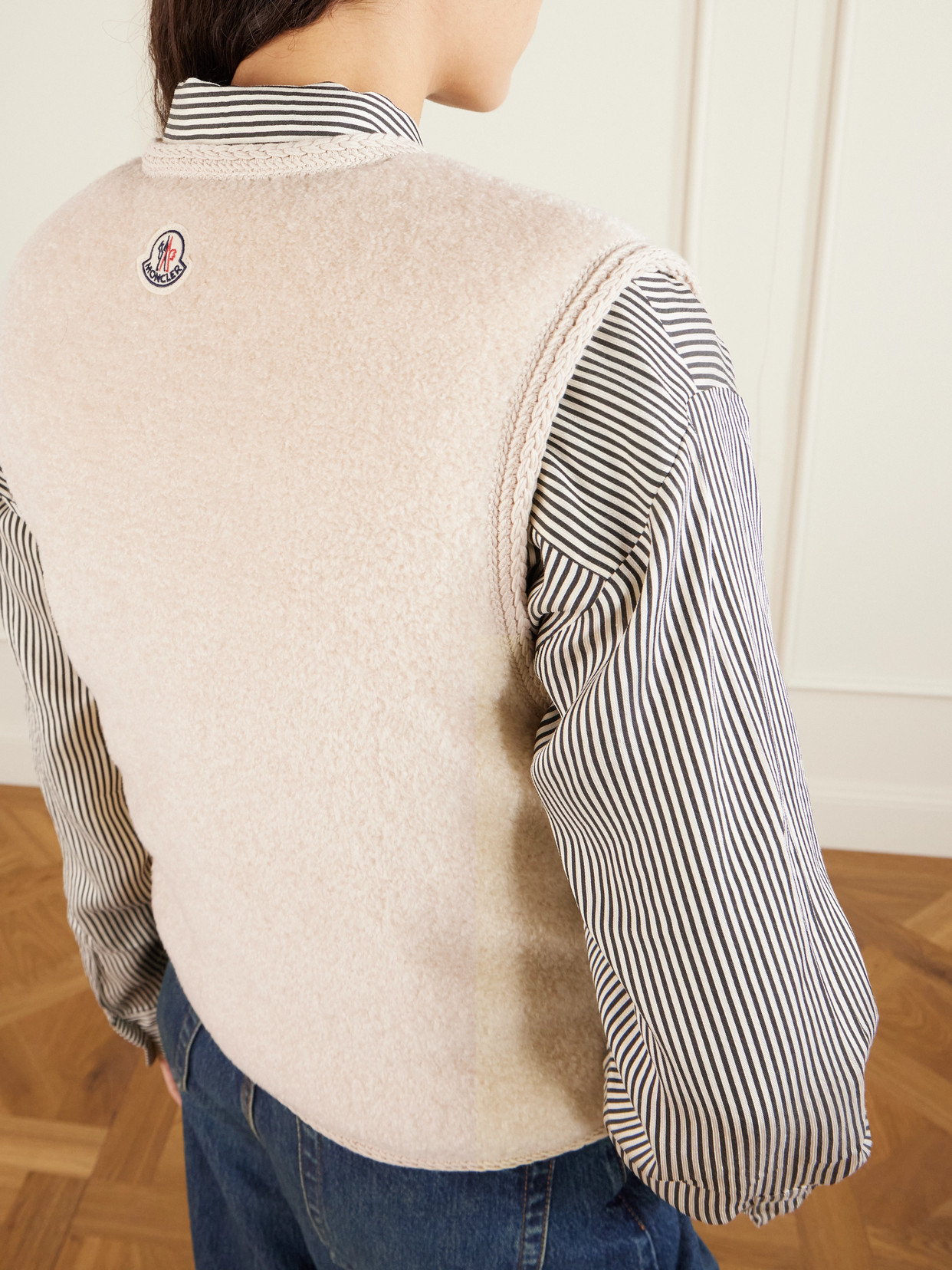 Moncler Textured Sleeveless Coat Featuring Pockets In Neutral