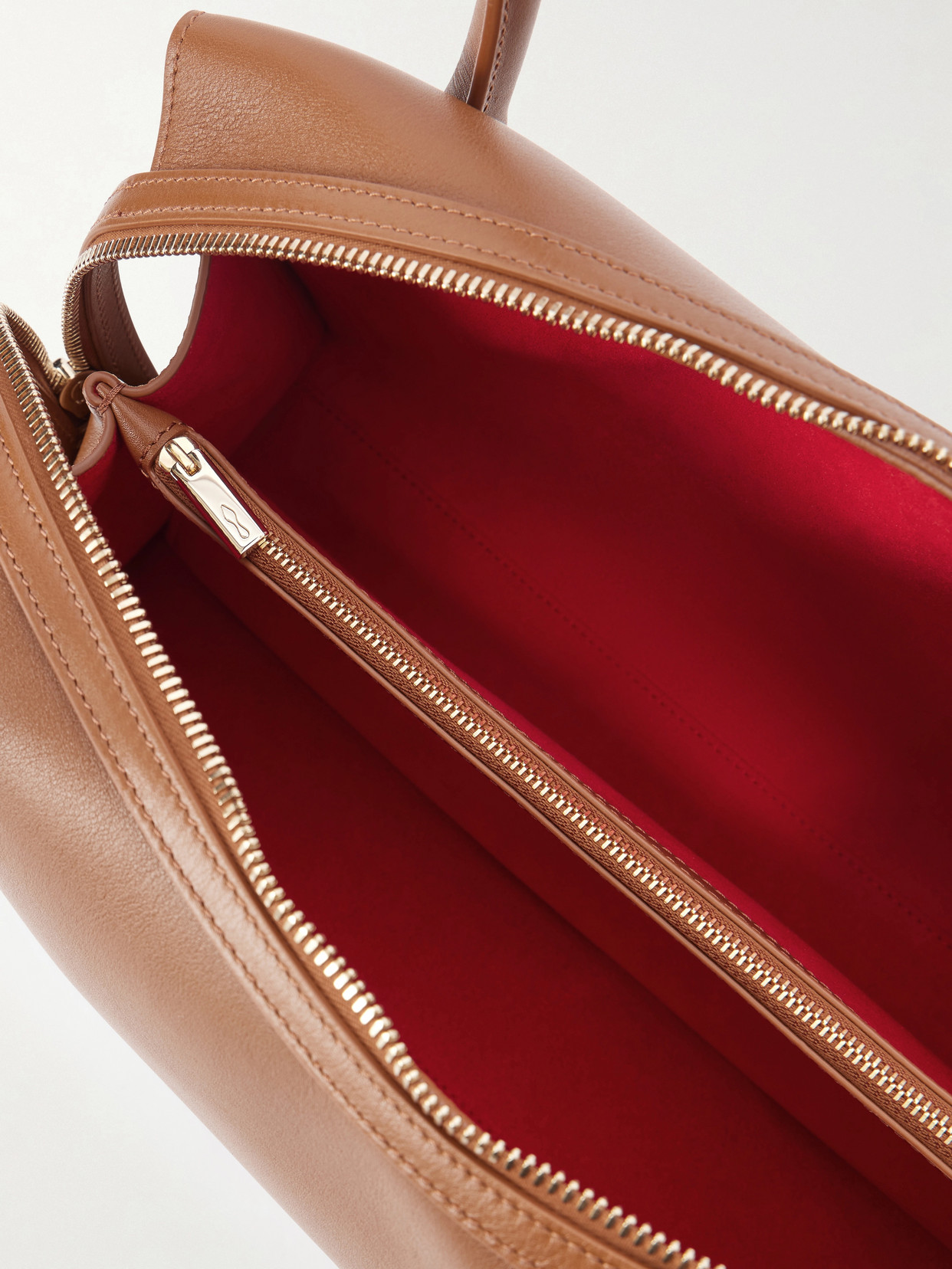Venus Medium Shoulder Bag