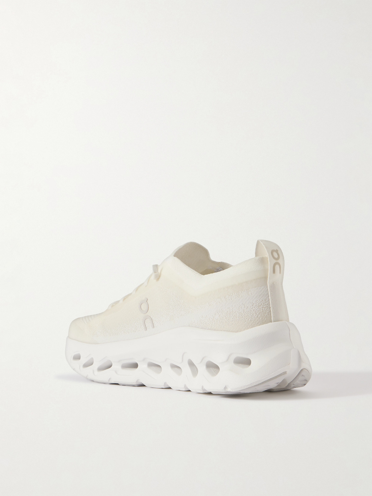 On + Zendaya Cloudtilt Mo Stretch Recycled-knit Sneakers In White