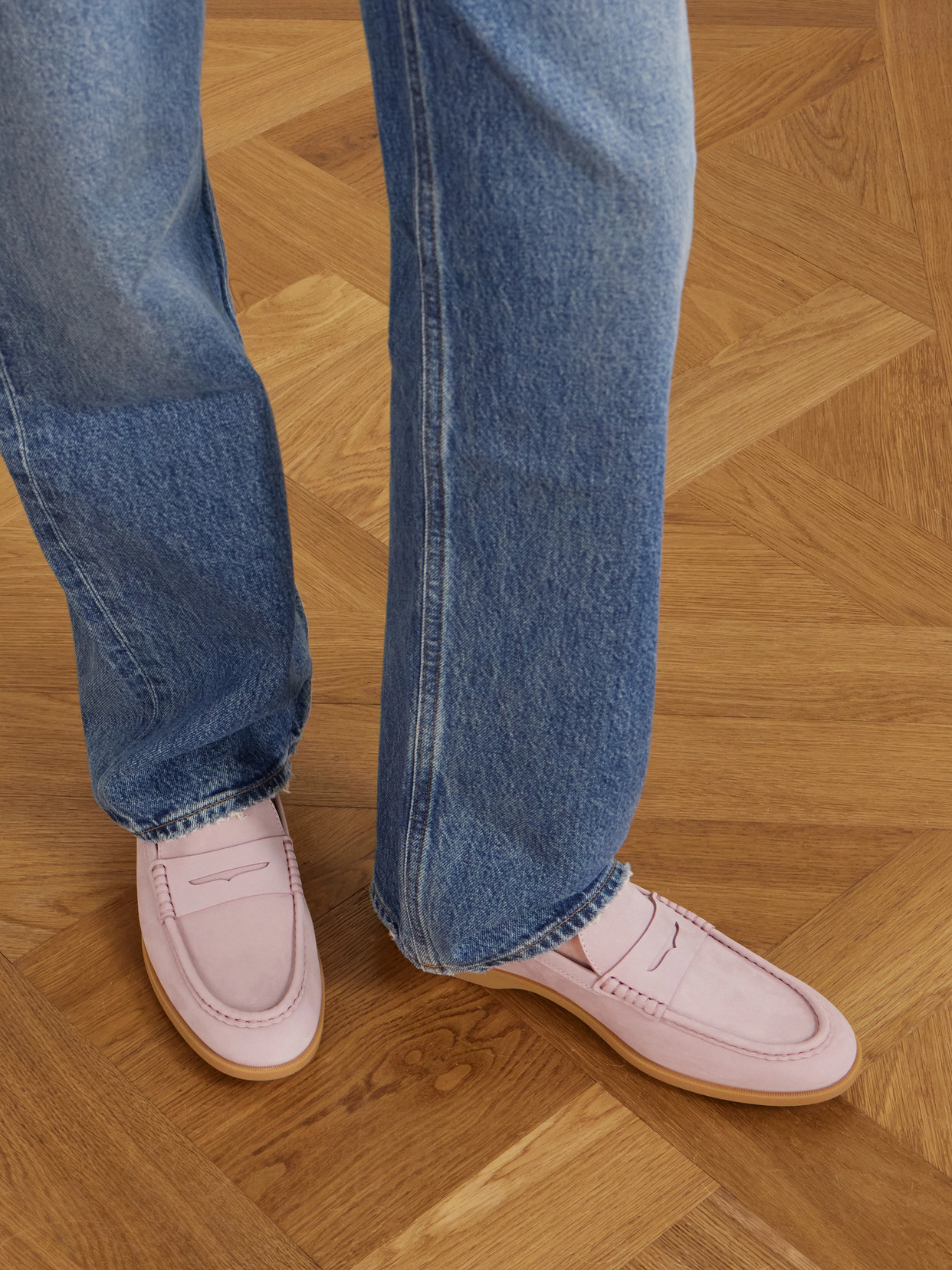 Tod's Tods Gomma Leggero Nubuck Loafers In Pink