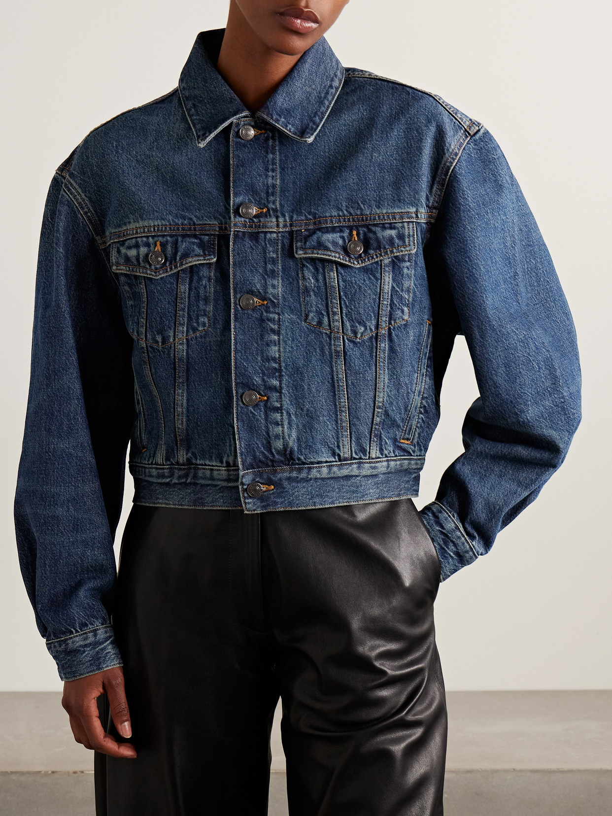 Frame The Curve Denim Jacket In Blue