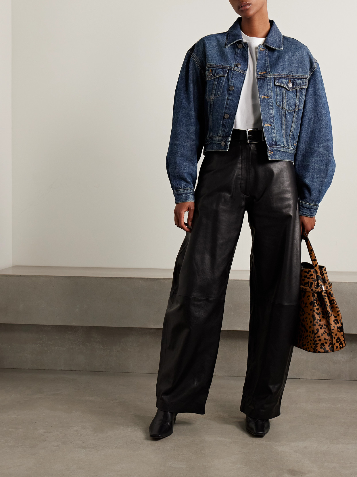 Frame The Curve Denim Jacket In Blue