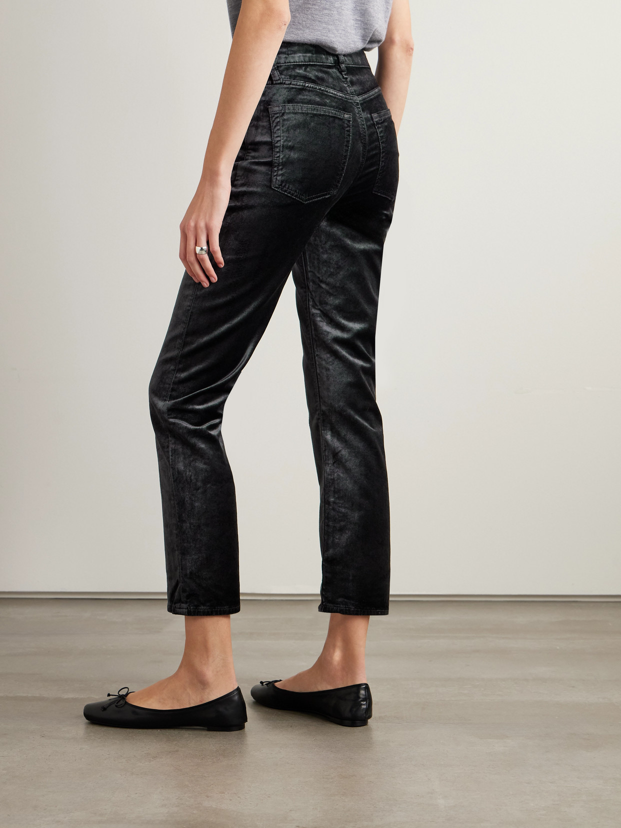 Frame Le Sleek Cropped Cotton-blend Velvet Bootcut Pants In Green