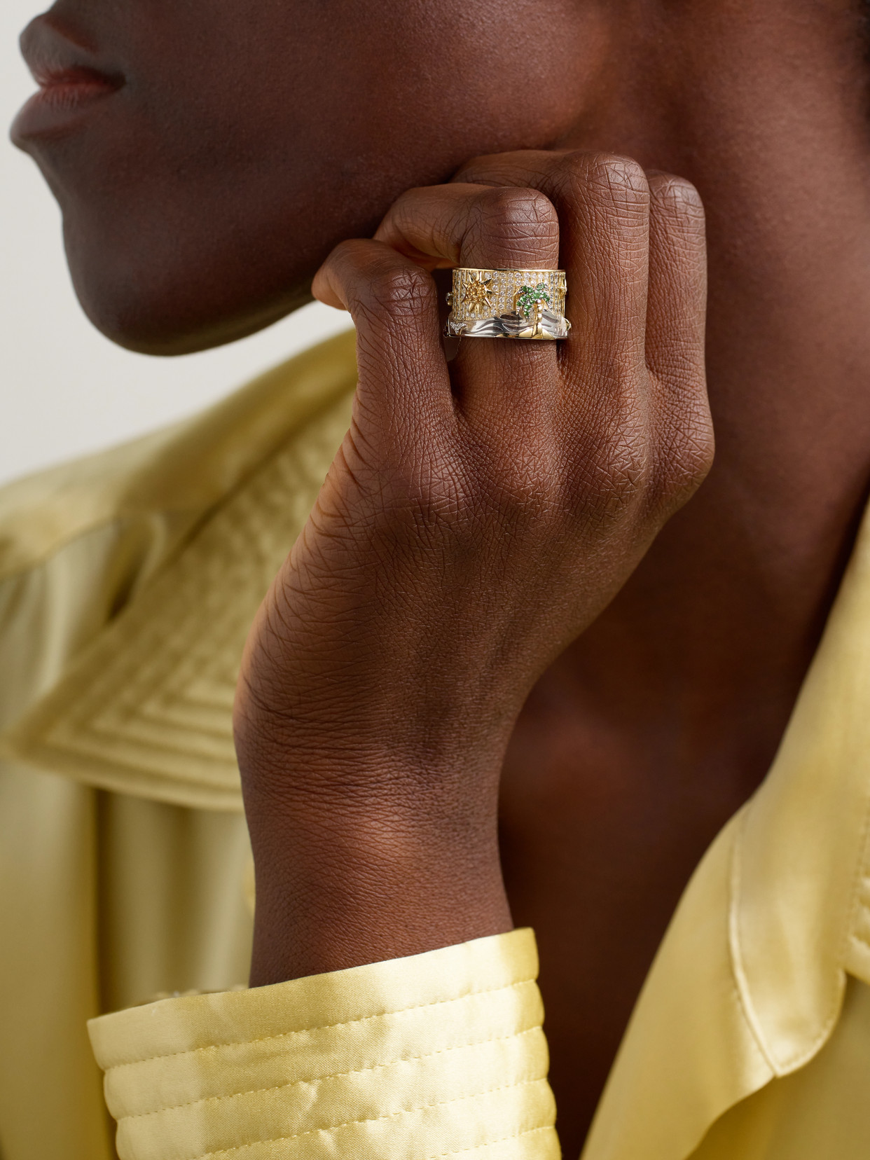 Yvonne Léon 24 Heures 9-karat Yellow And White Gold Gold Multi-stone Ring In Gold