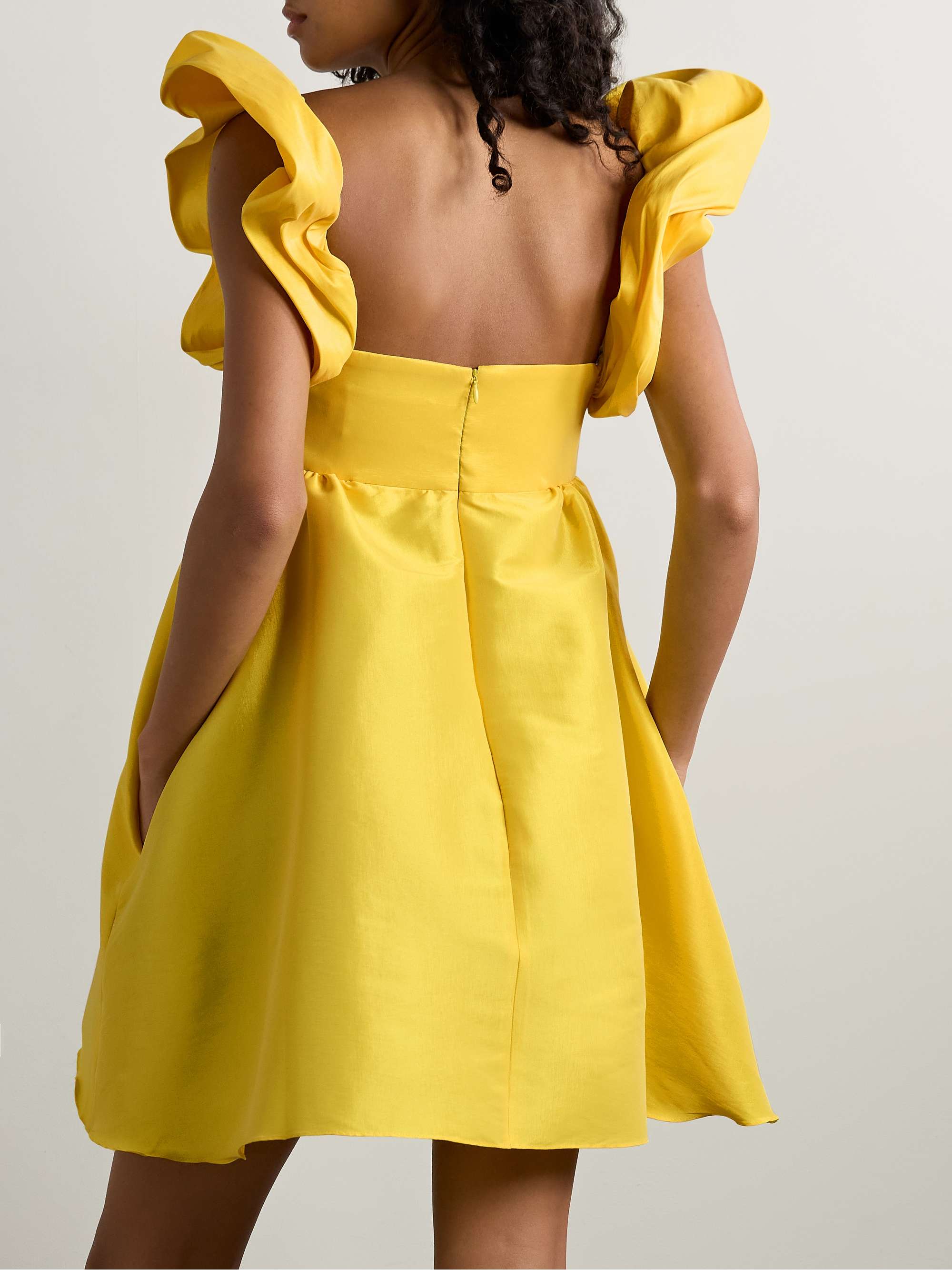 KIKA VARGAS 