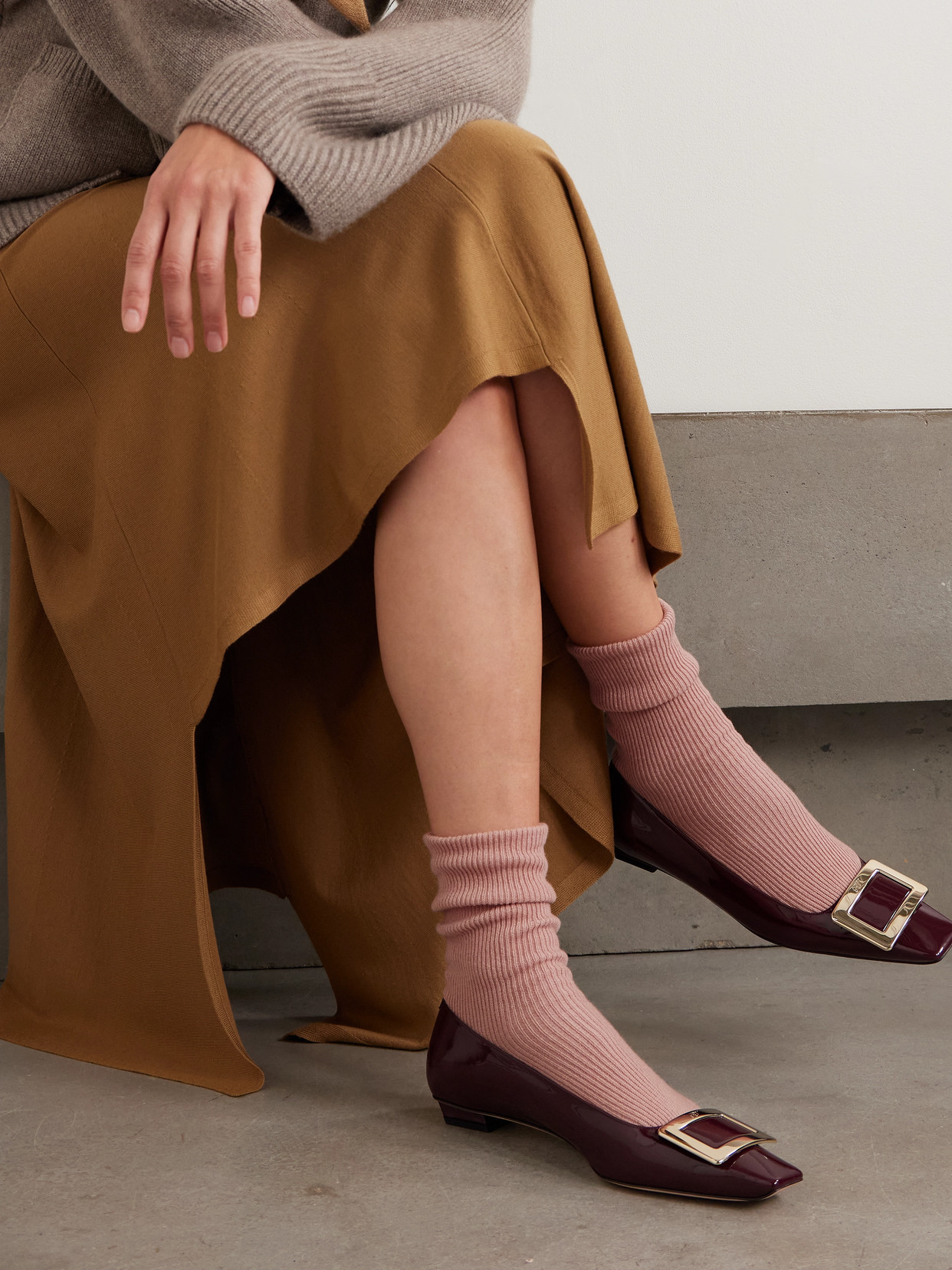 Johnstons Of Elgin Ribbed Cashmere-blend Socks In Pink