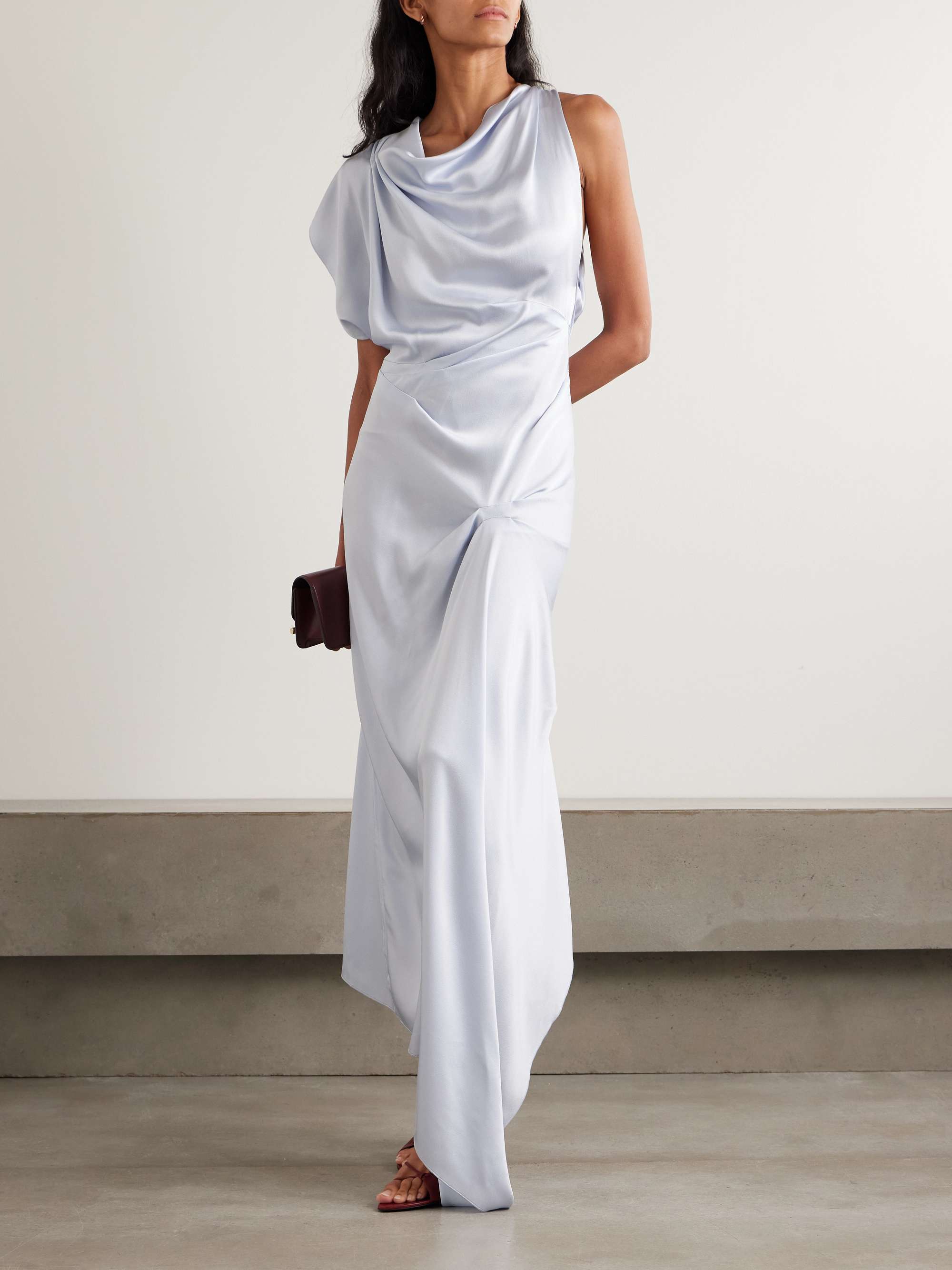 VICTORIA BECKHAM 