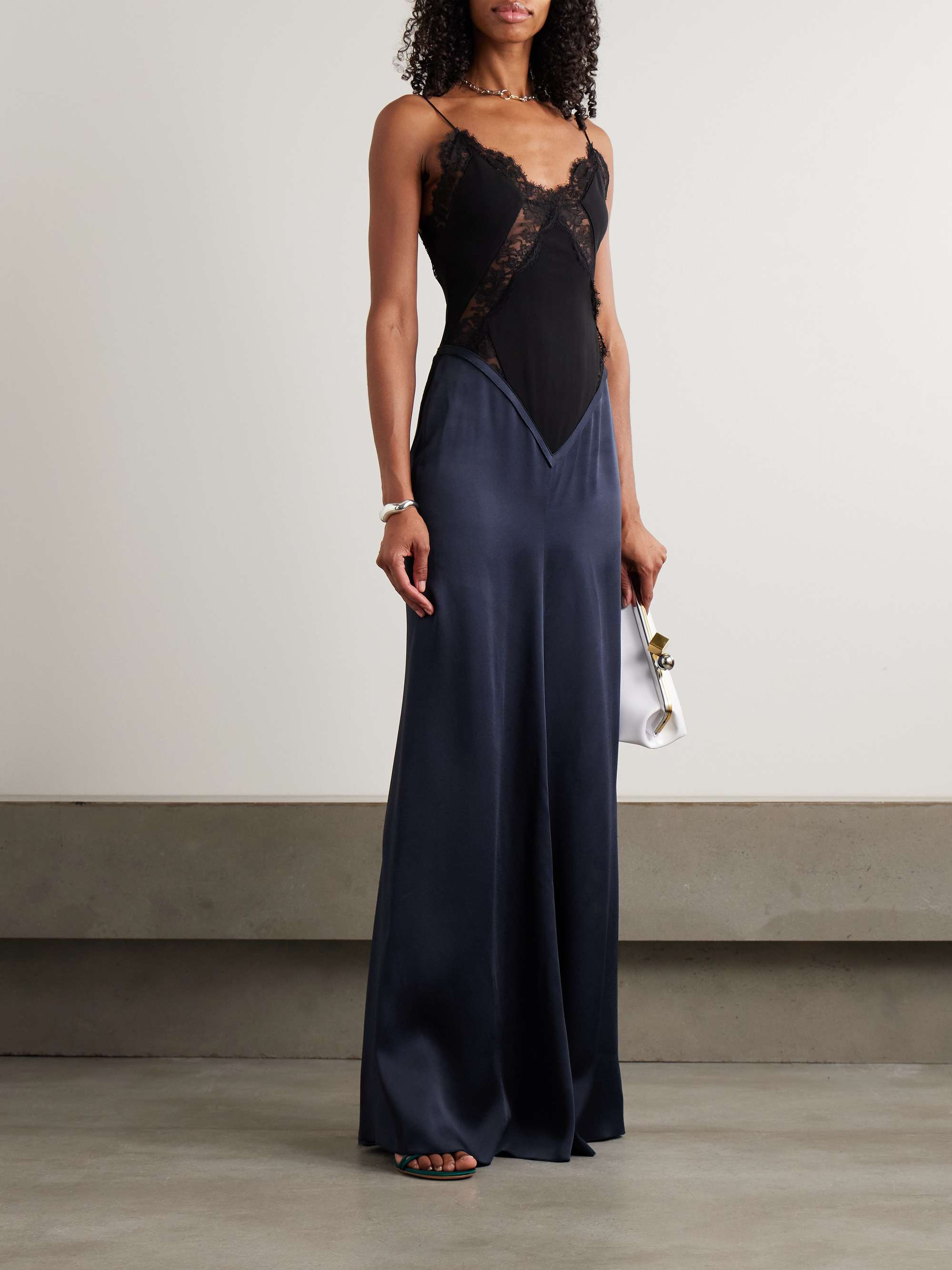 VICTORIA BECKHAM 