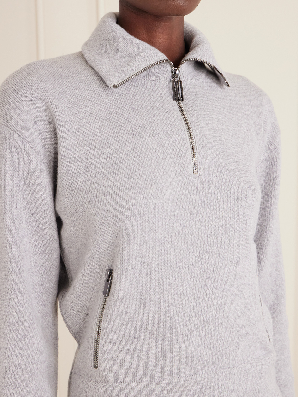 Victoria Beckham Milano Merino Wool And Cashmere-blend Half-zip Sweater In Gray