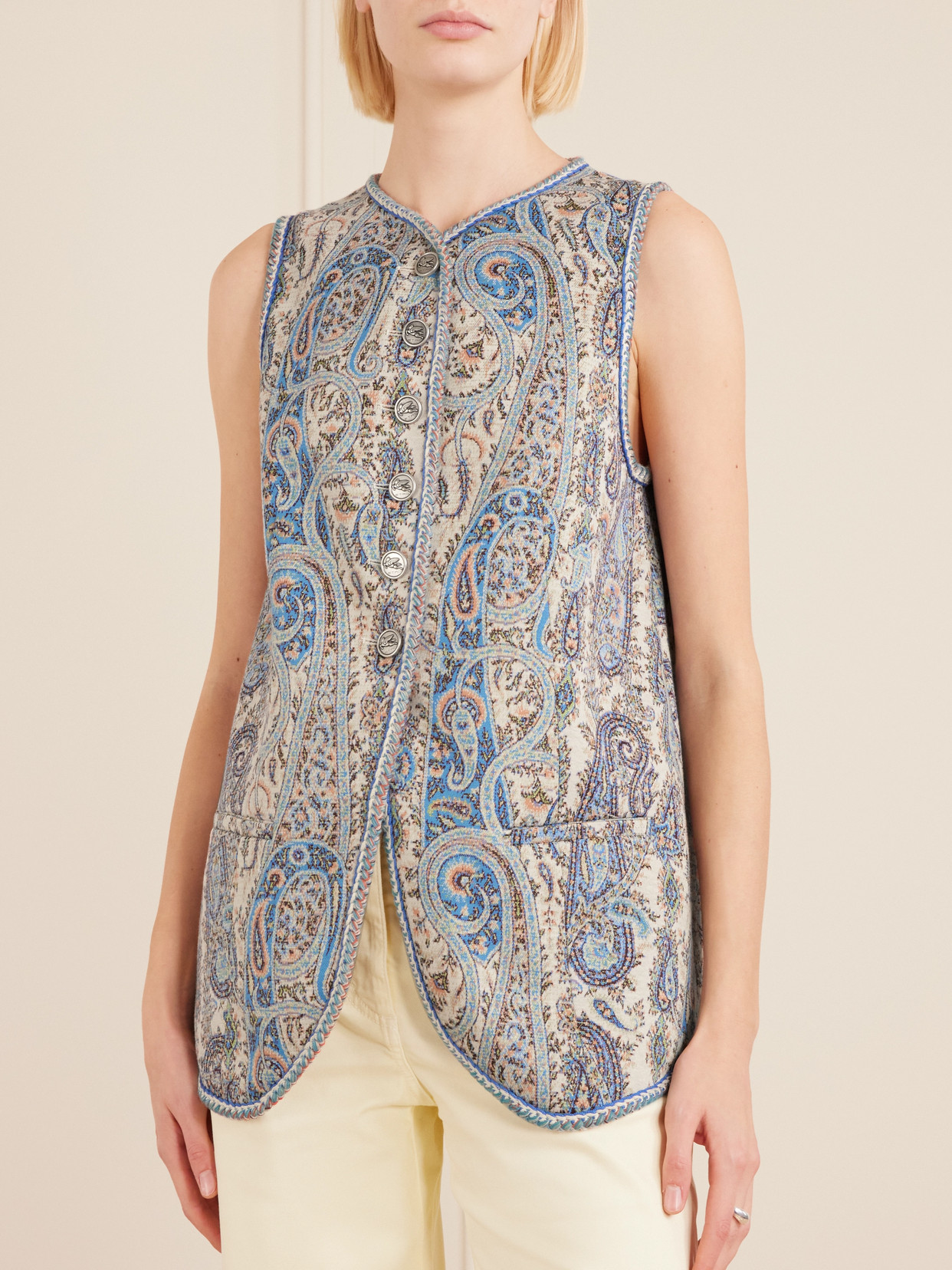 Etro Floral Paisley-motif Jacquard Waistcoat In Neutral