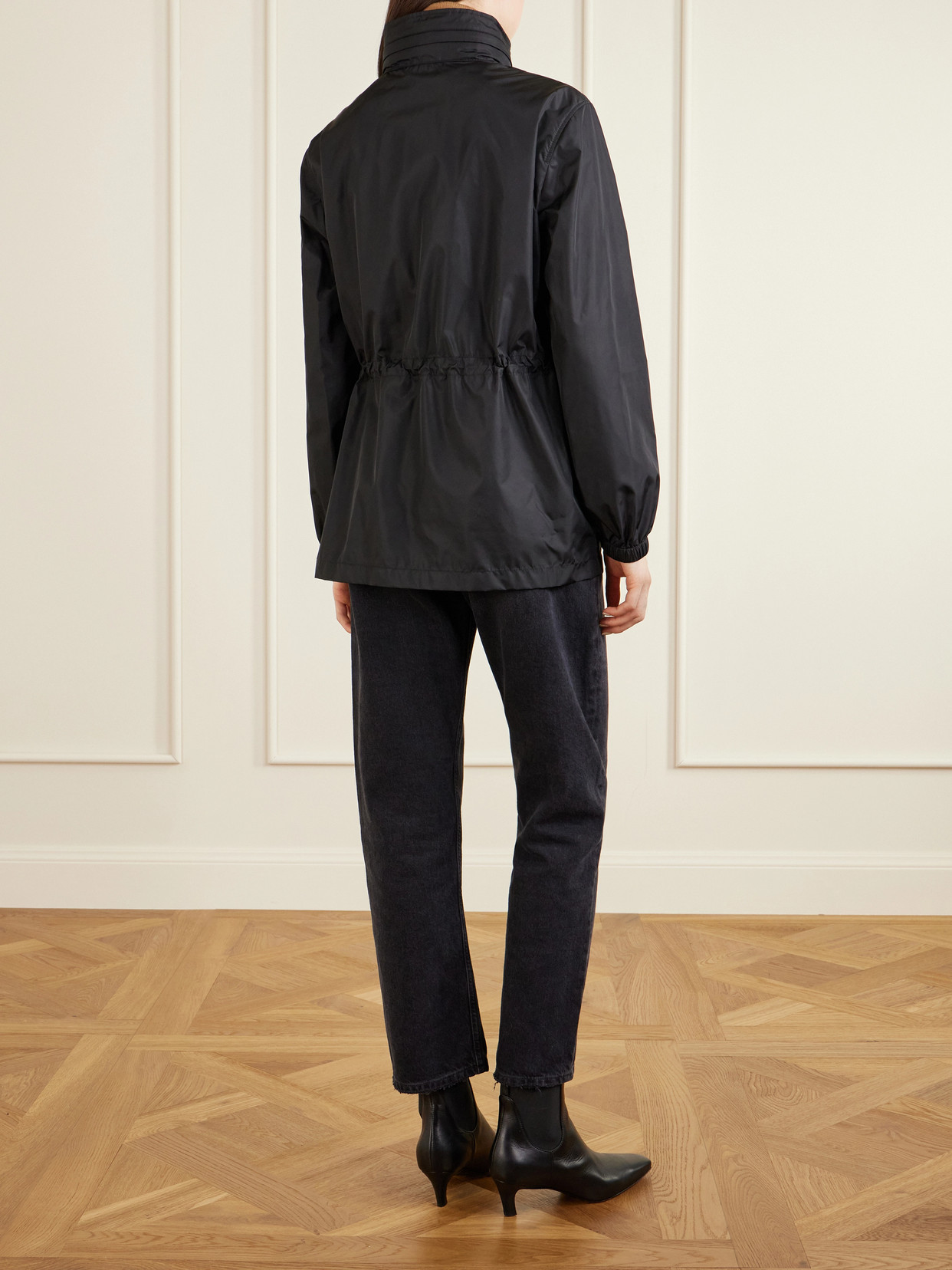 Burberry Nylon Parka With Elastic Cuffs And High Collar In Black