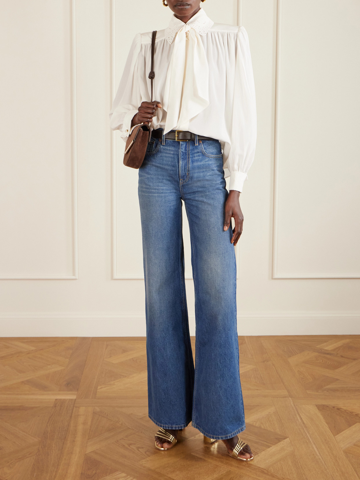 Galerie Shoulder Bag