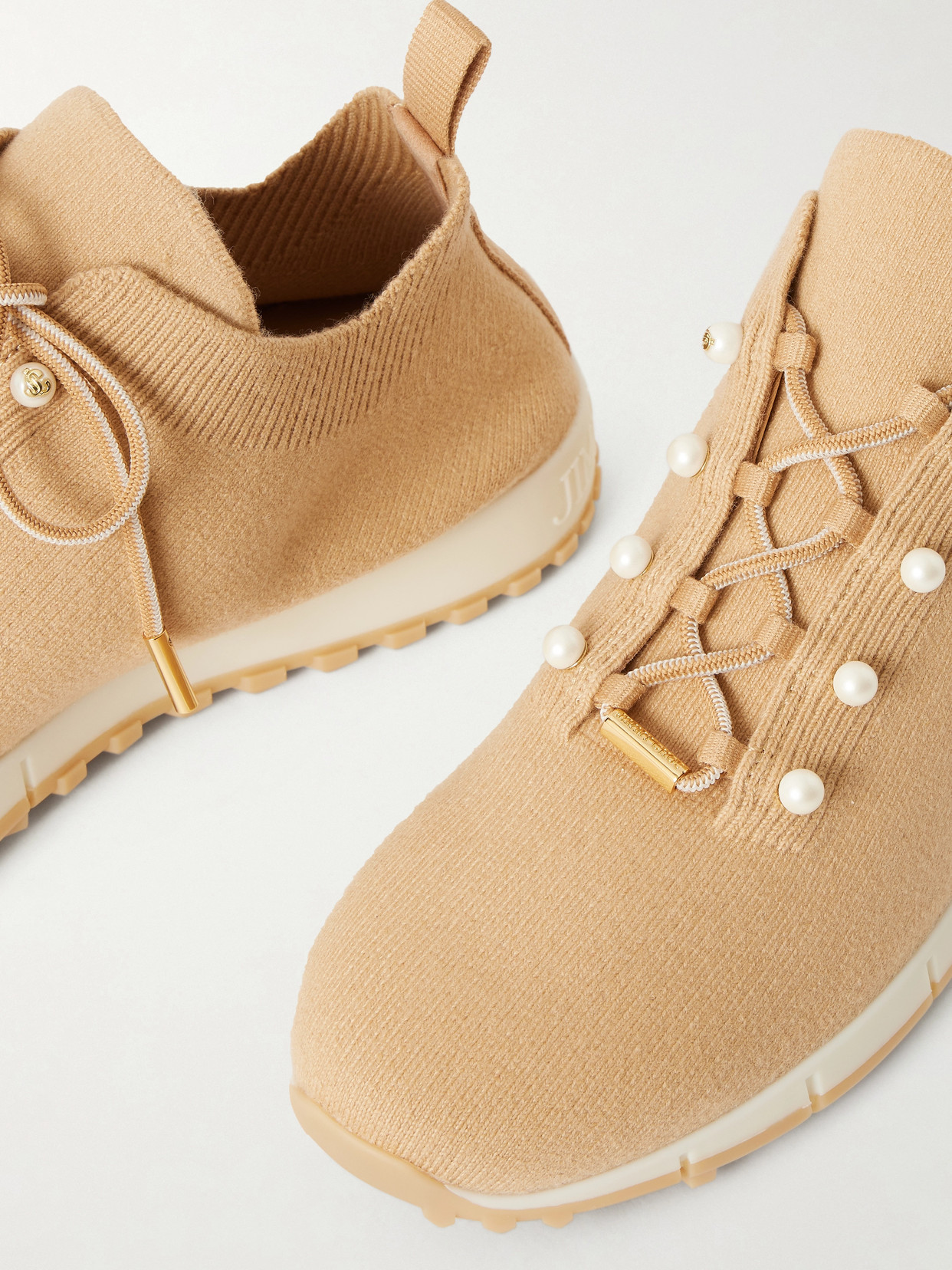 Veles Sneakers