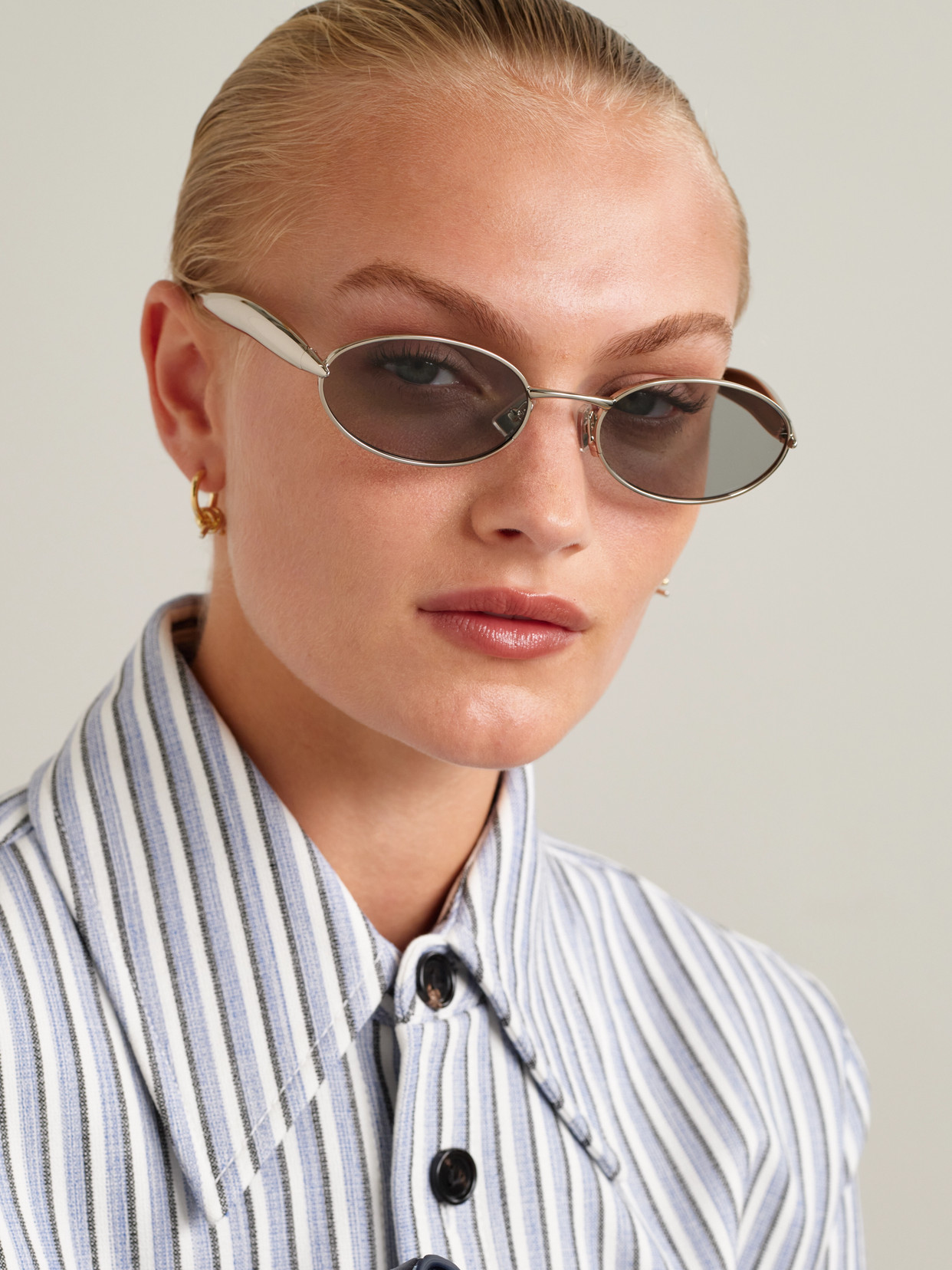 Bottega Veneta Sardine Oval-frame Silver-tone Sunglasses In Silver