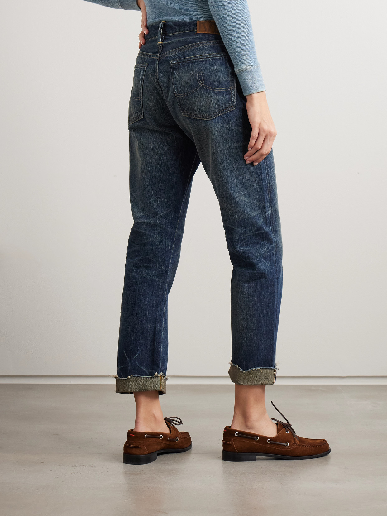 Cropped Mid-Rise Straight-Leg Jeans