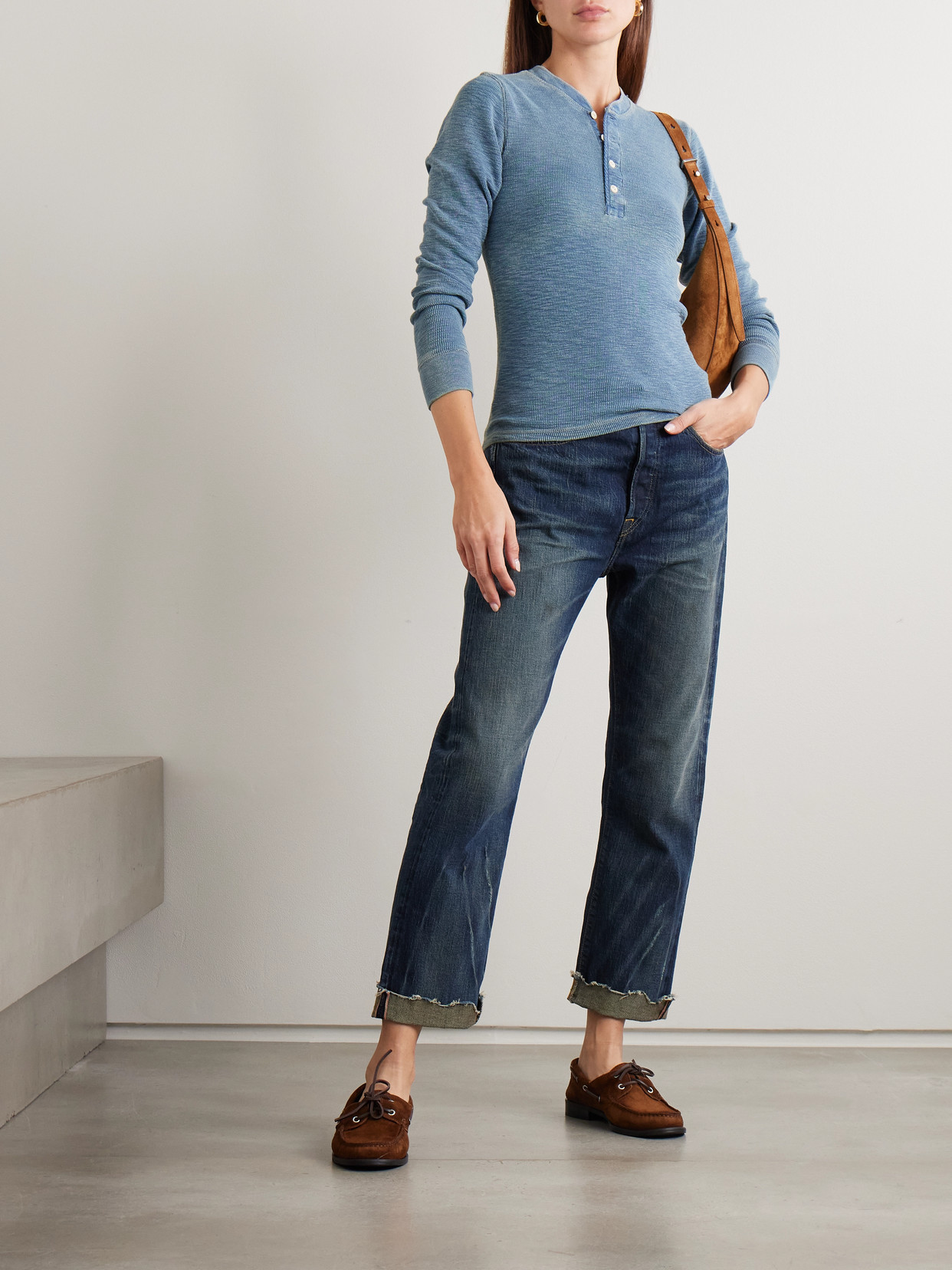 Cropped Mid-Rise Straight-Leg Jeans