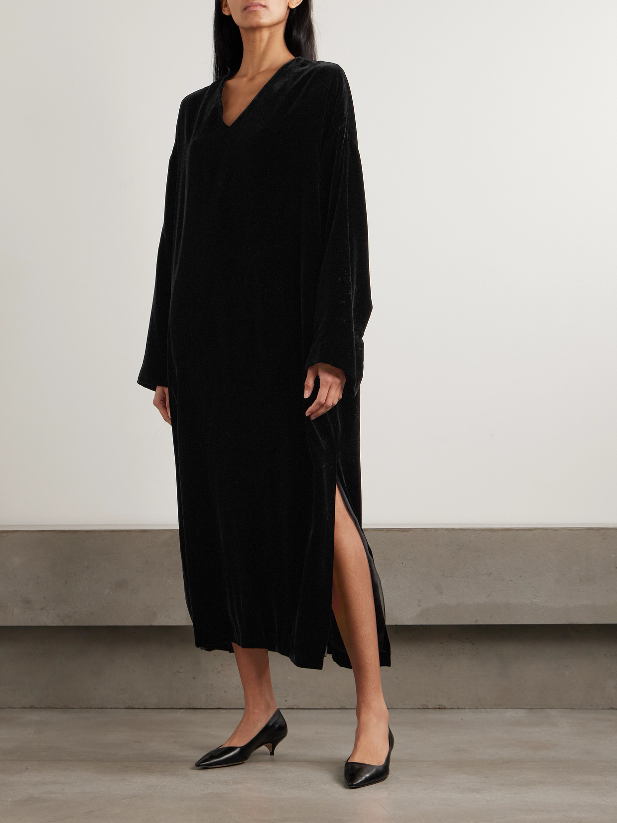 The Row Heloise Silk-velvet Midi Dress In Black