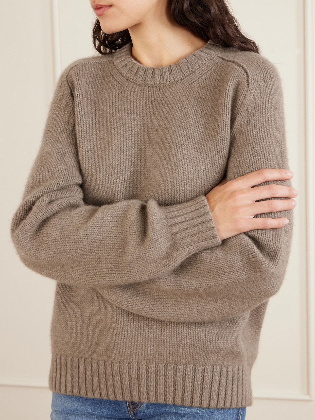 Khaite Mae Cashmere Sweater In Brown