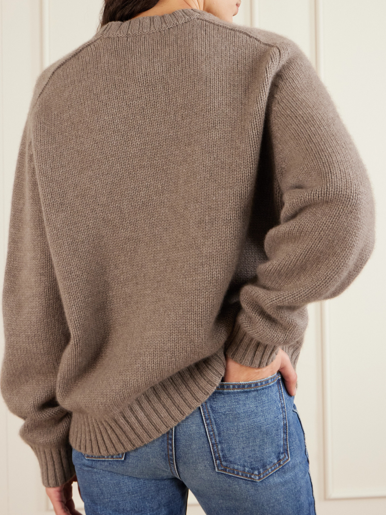 Khaite Mae Cashmere Sweater In Brown