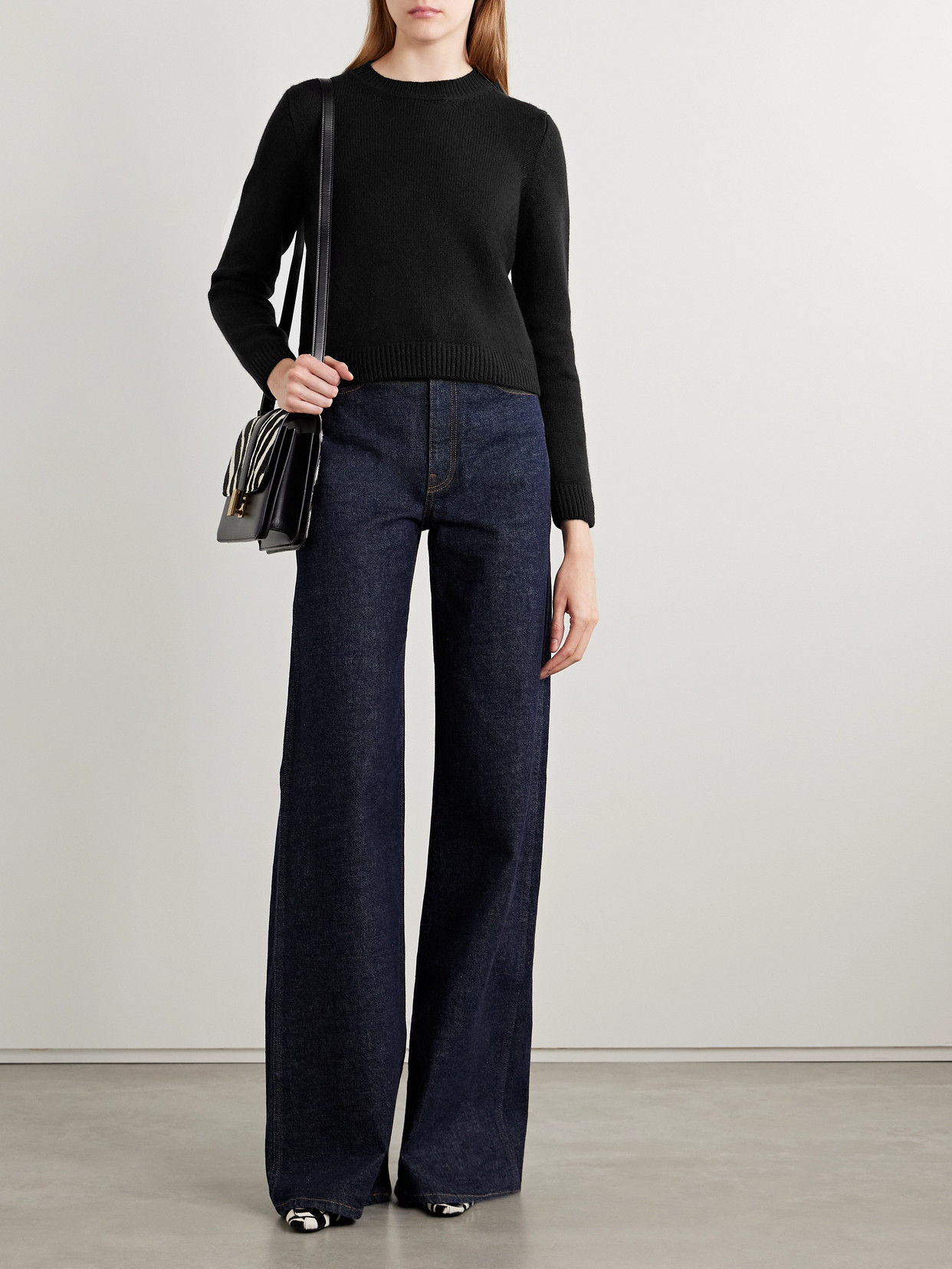 Khaite Leta Cashmere Sweater In Black