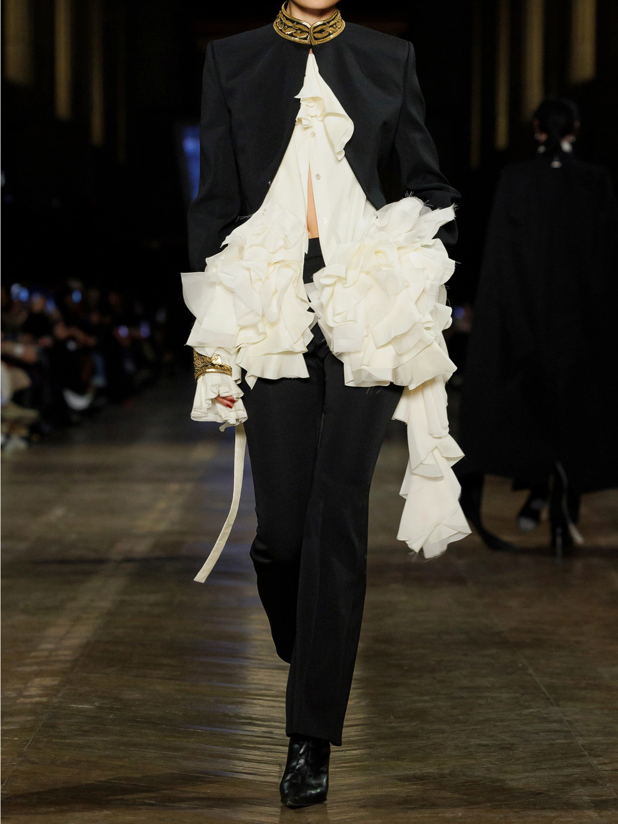 Alexander Mcqueen Asymmetric Open-back Ruffled Silk-chiffon Blouse In White