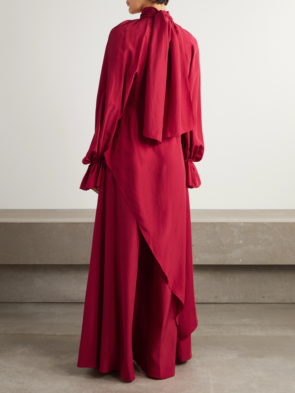 Alexander Mcqueen Cape-effect Ruffled Draped Silk-habotai Gown In Red