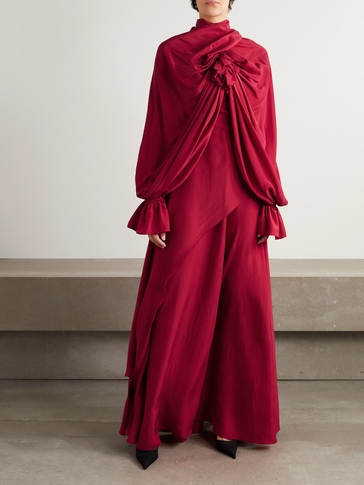 Alexander Mcqueen Cape-effect Ruffled Draped Silk-habotai Gown In Red
