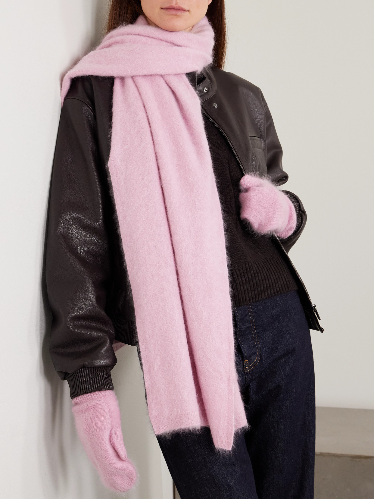 Lisa Yang Brushed Cashmere Scarf In Pink